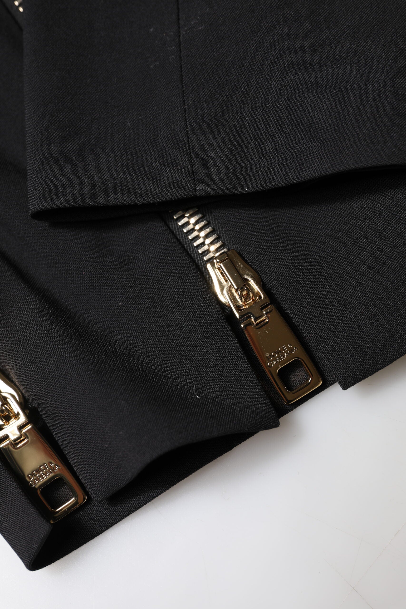 Dolce & Gabbana Schwarze Wollhose mit hoher Taille und Reißverschluss