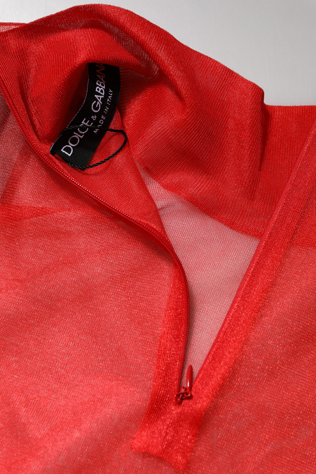 Dolce & Gabbana Rotes Tüll-Rollkragen-Blusentop mit langen Ärmeln