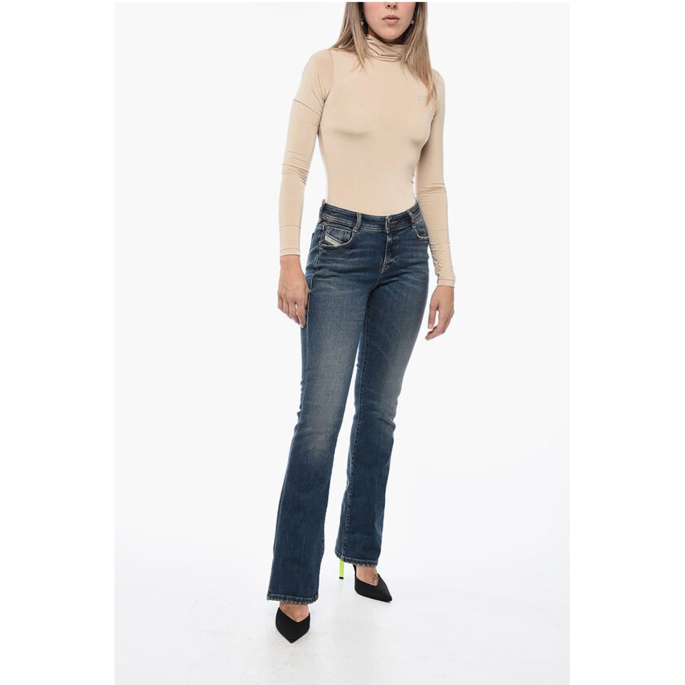 Diesel D-EBBEY Schlaghosen mit niedriger Taille L.32