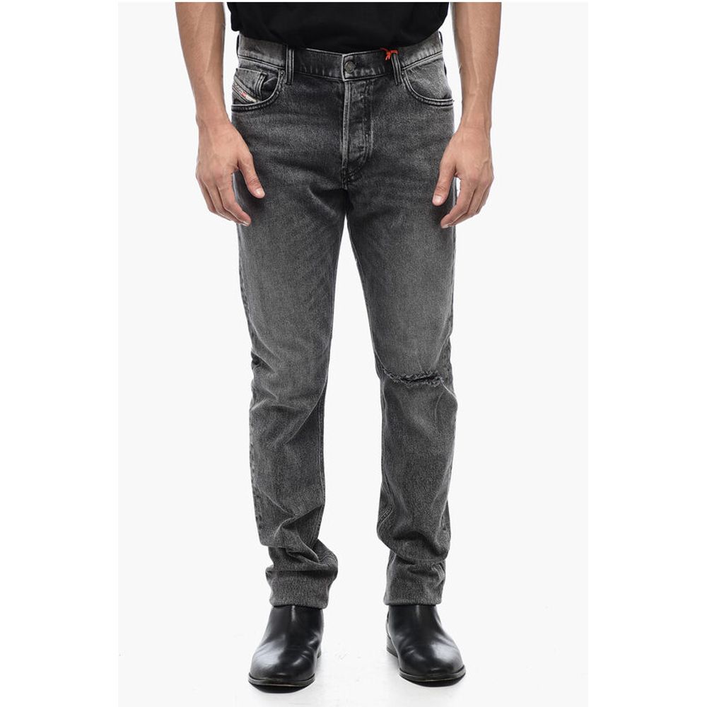 Diesel Jeans mit geradem Bein 1995 D-SARK Denims L.32