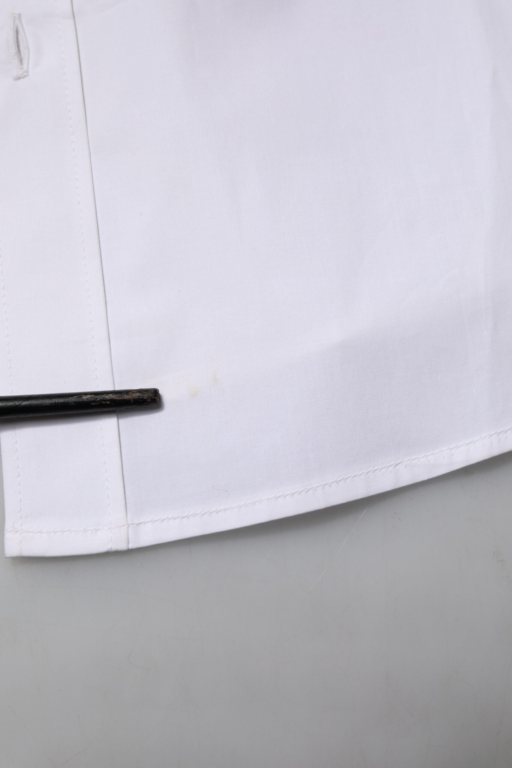 Dolce & Gabbana Weißes Baumwollkleid mit langen Ärmeln Formales Hemd