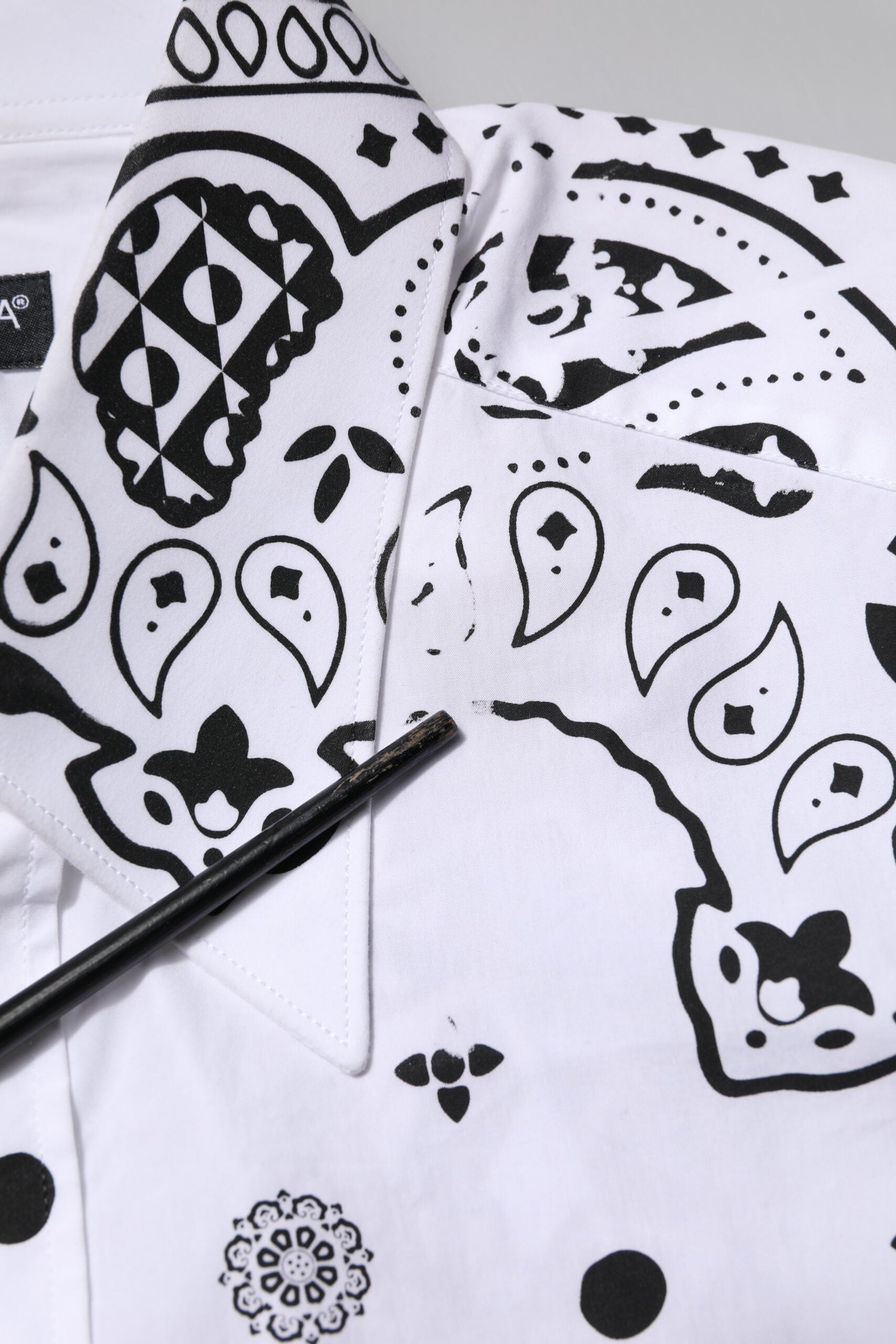 Dolce & Gabbana Weißes MARTINI Hemd mit Bandana-Druck