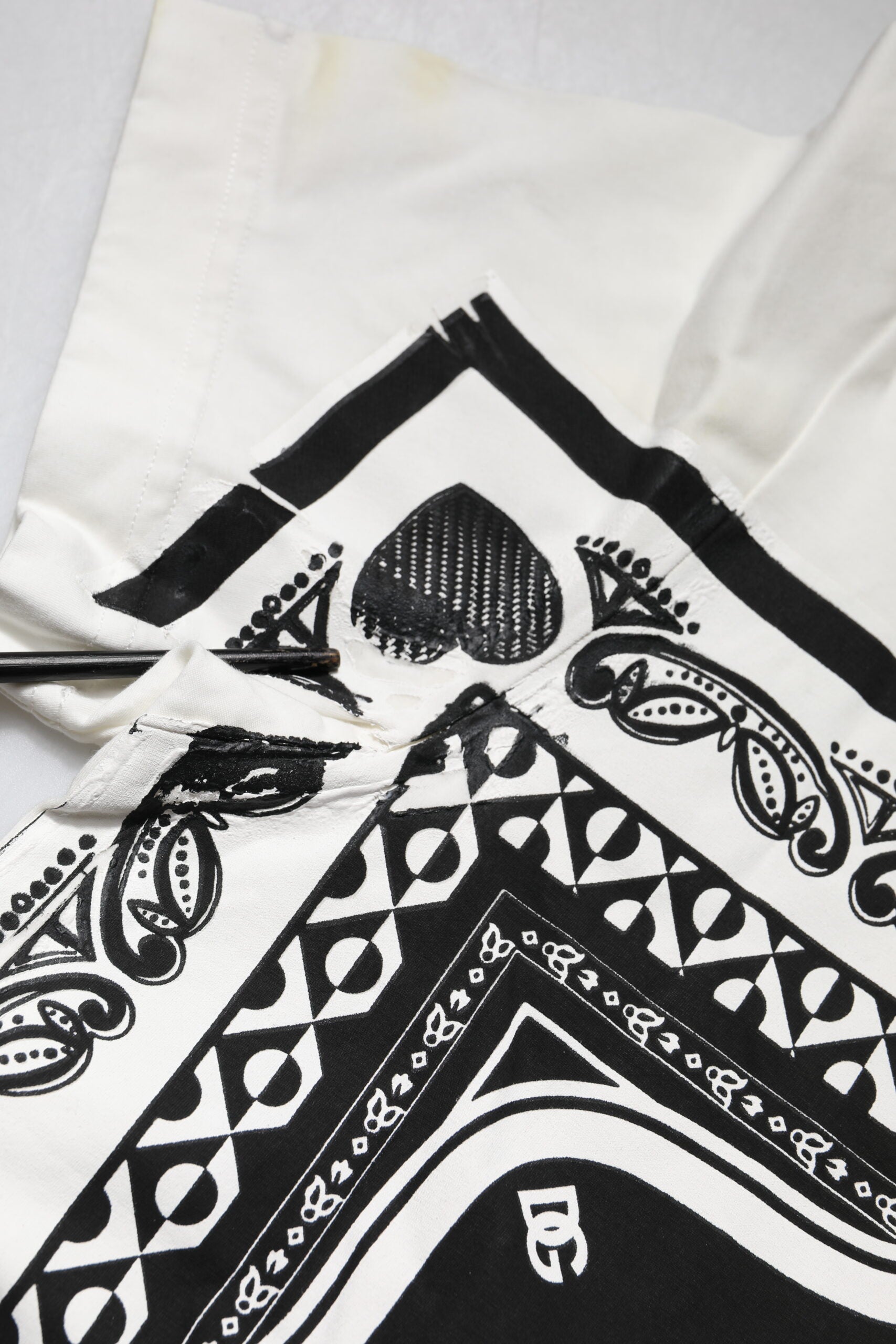 Dolce & Gabbana Weißes Bandana T-Shirt mit Rundhalsausschnitt und kurzen Ärmeln