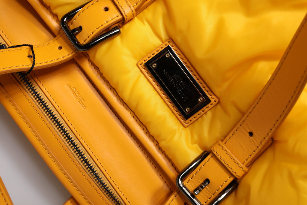 Dolce & Gabbana Gelbe Orange Nylon Logo Plaque Hand Umhängetasche