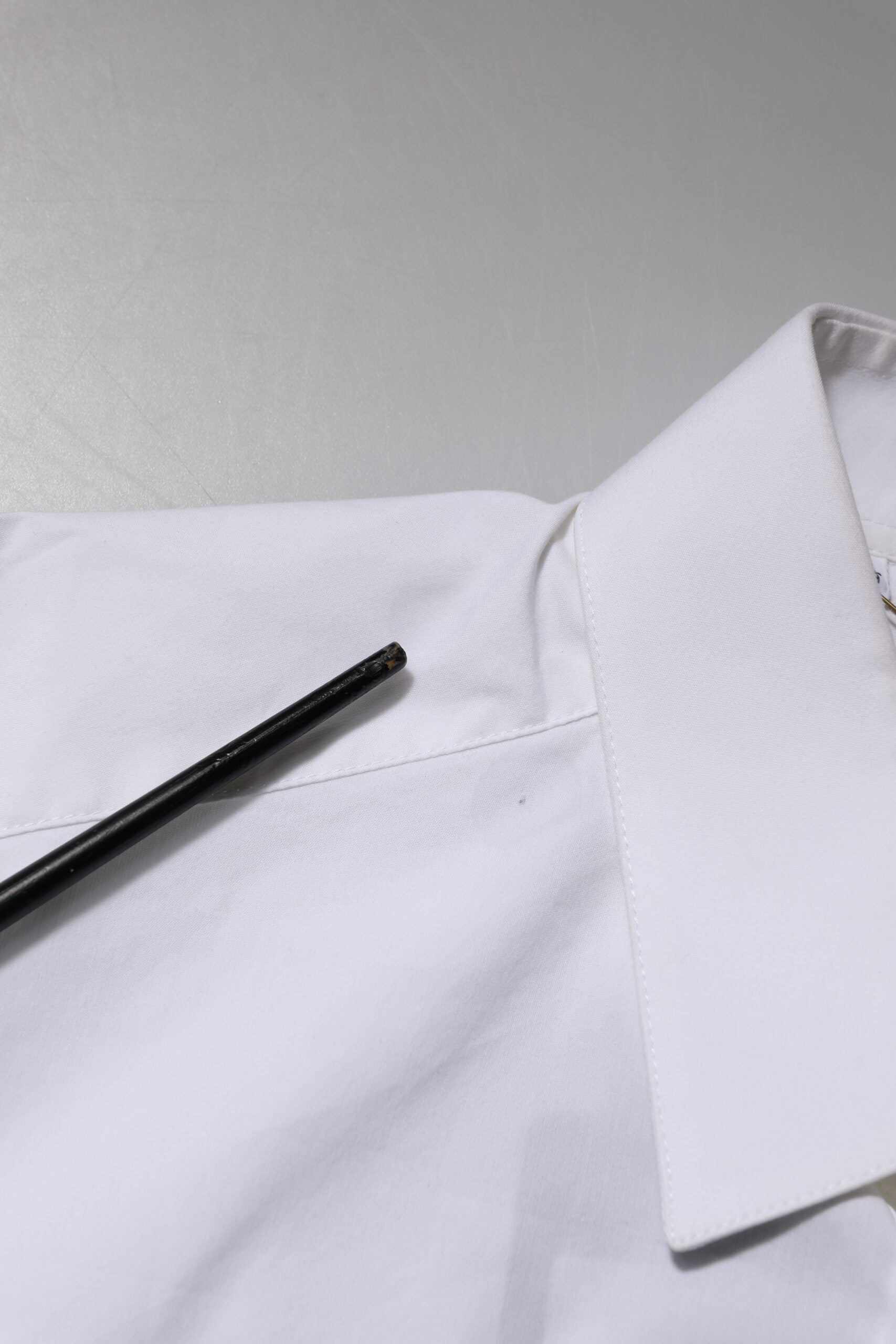 Dolce & Gabbana Weißes langärmeliges Hemd aus Baumwolle GOLD Formal