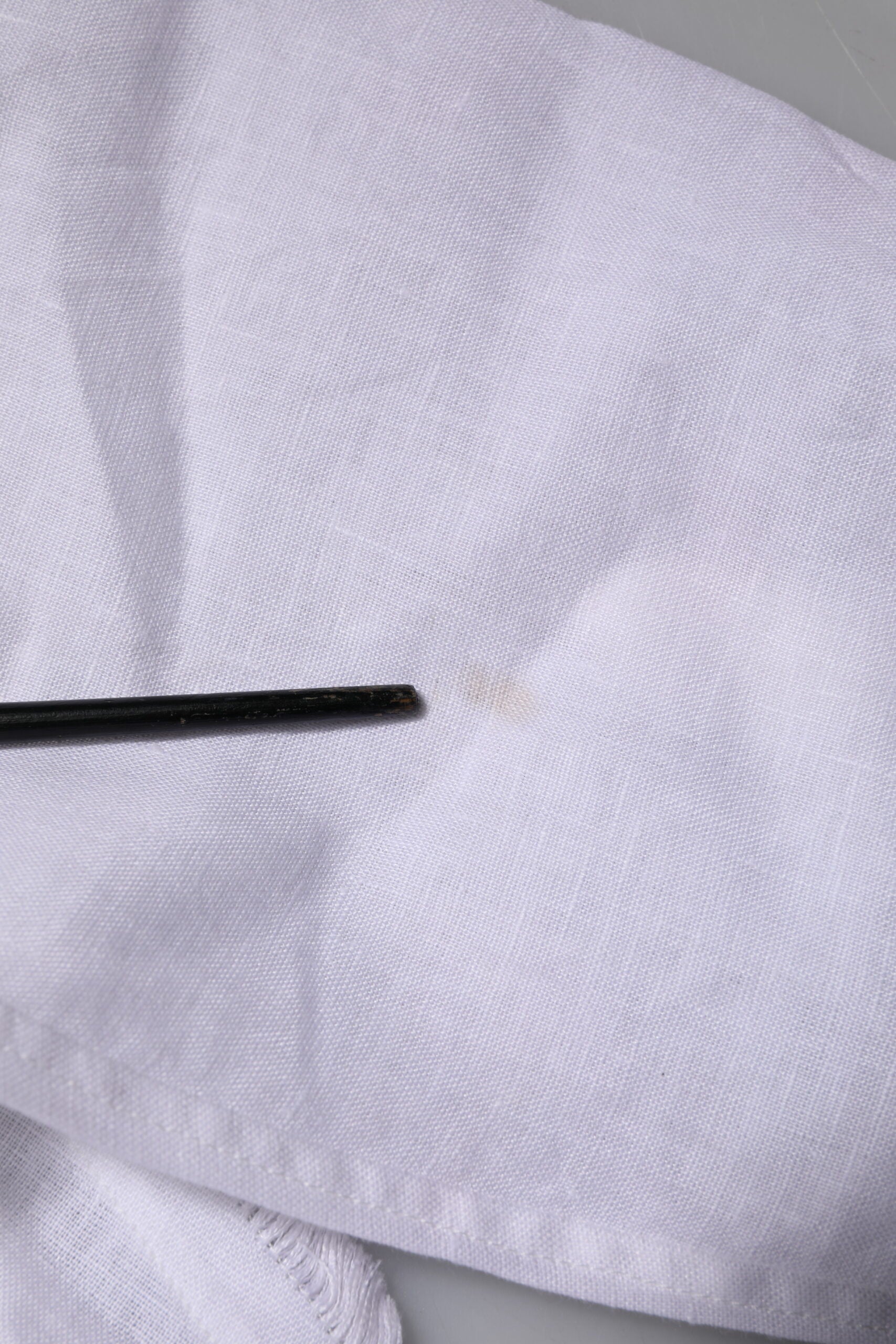 Dolce & Gabbana Weißes Leinenhemd mit langen Ärmeln für lässige Männer