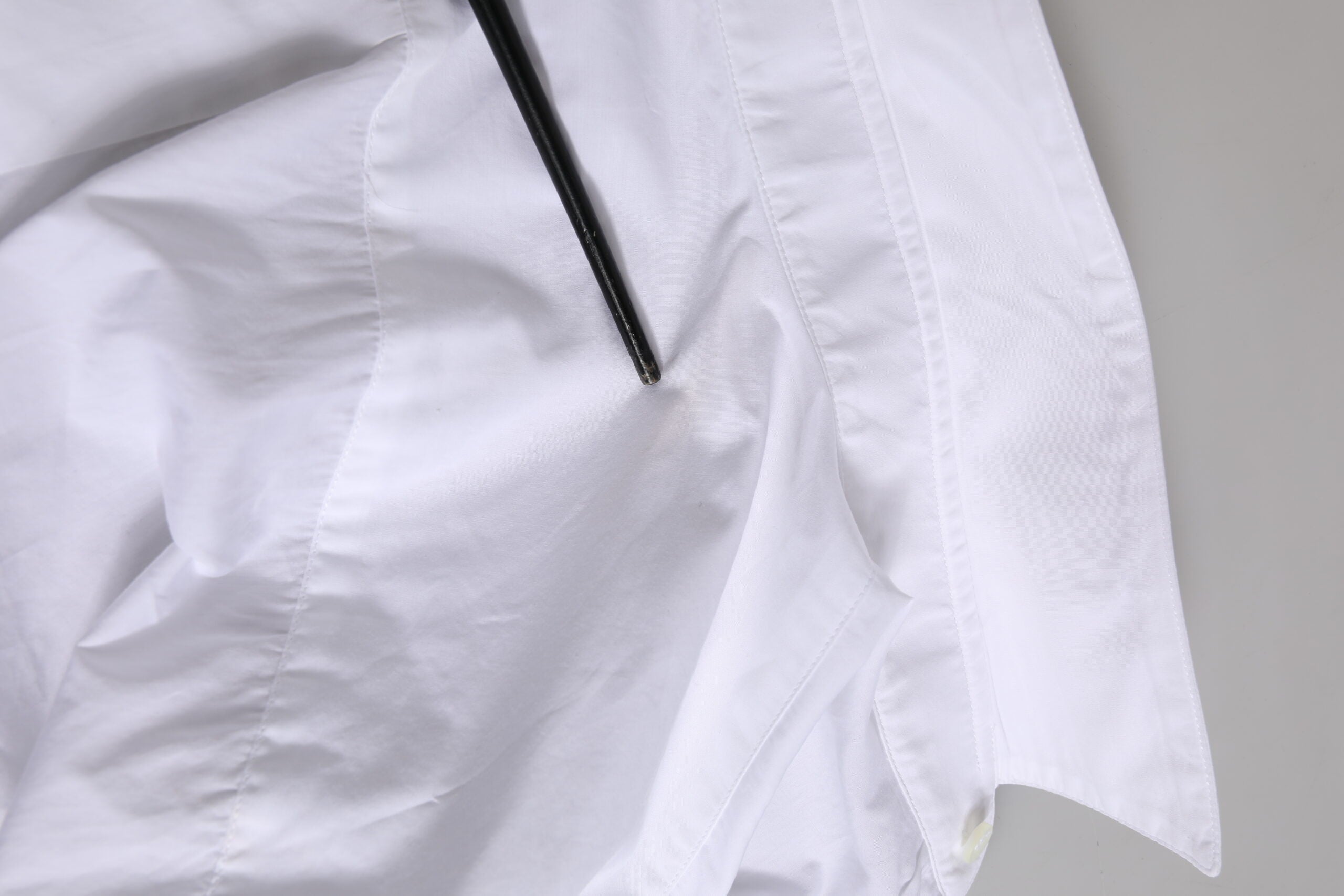 Dolce & Gabbana Weißes GOLD Kleid aus Baumwollpopeline Formelles Hemd