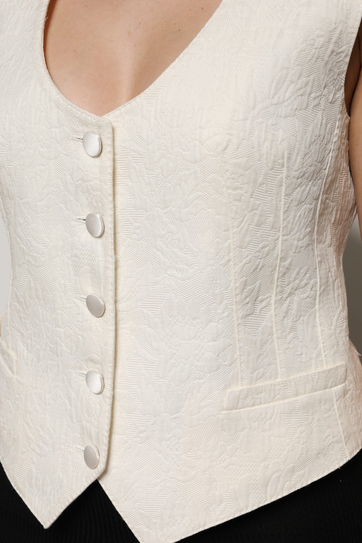 Dolce & Gabbana Ivoor Katoenen Knoopsluiting Mouwloze Gilet Top