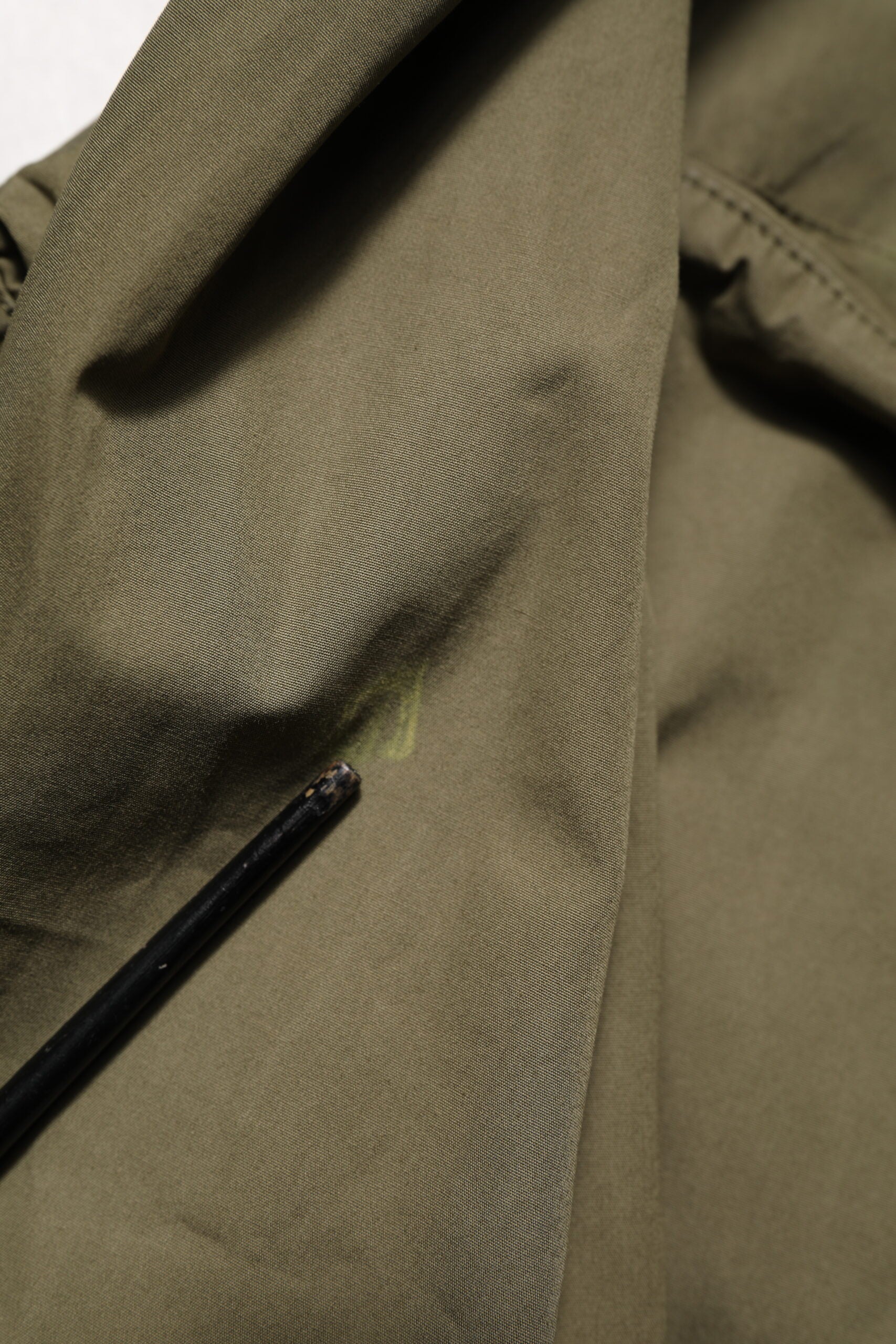 Dolce & Gabbana Armeegrünes Button Down Hemd mit langen Ärmeln