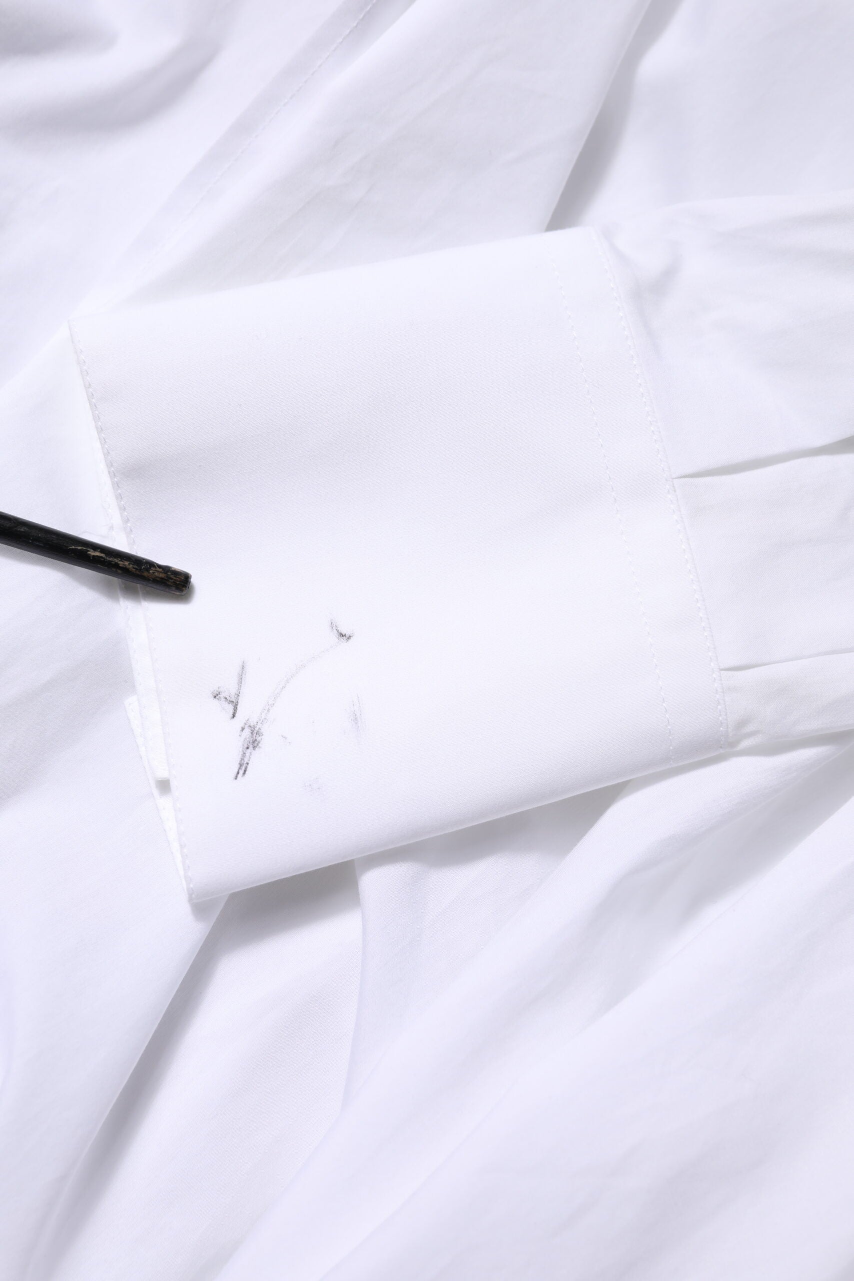 Dolce & Gabbana Weißes Baumwollhemd mit Kragen und langen Ärmeln