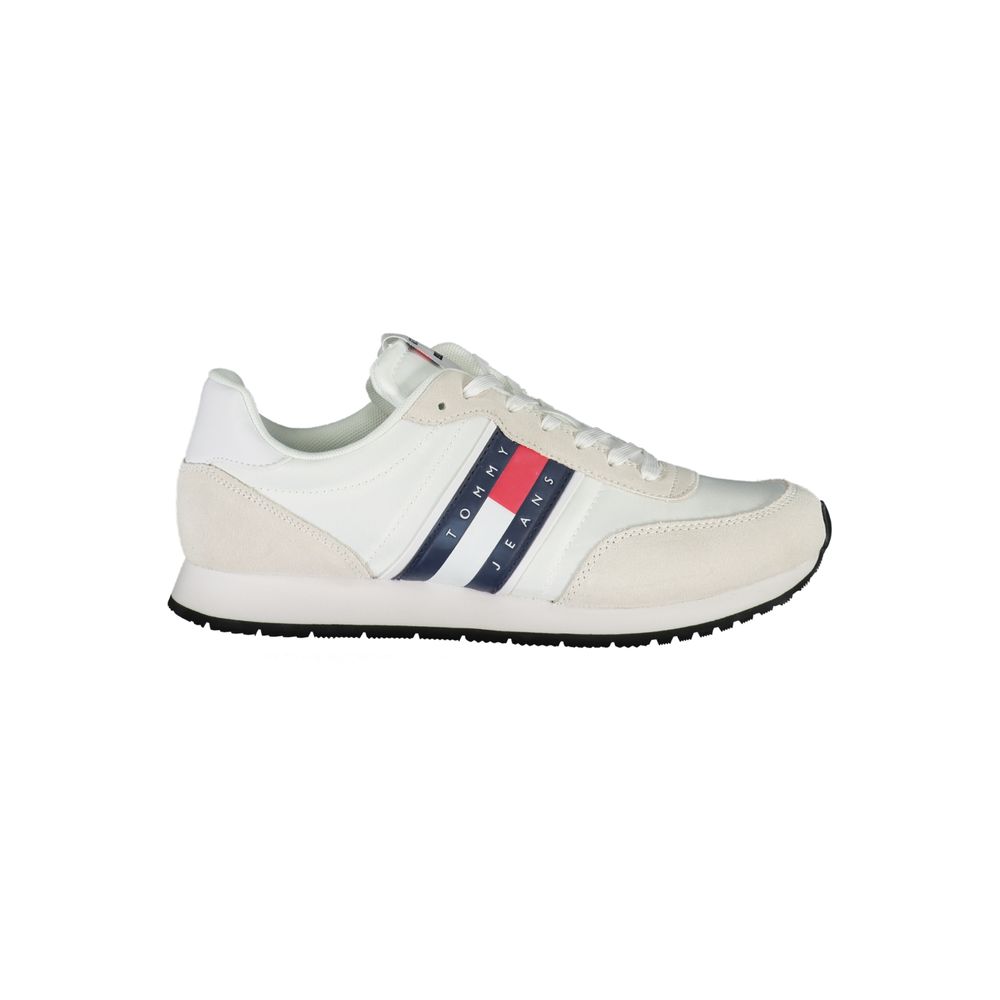 Tommy Hilfiger Schlichte weiße Sneakers mit kontrastierenden Details