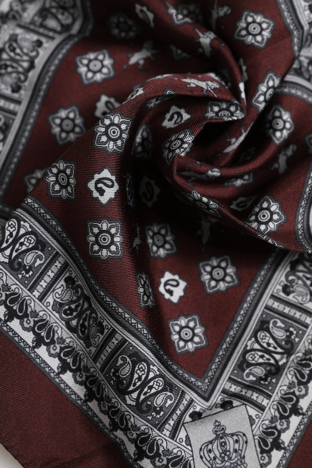 Dolce & Gabbana Bordeaux Bandana Seide Quadratisches Taschentuch Schal