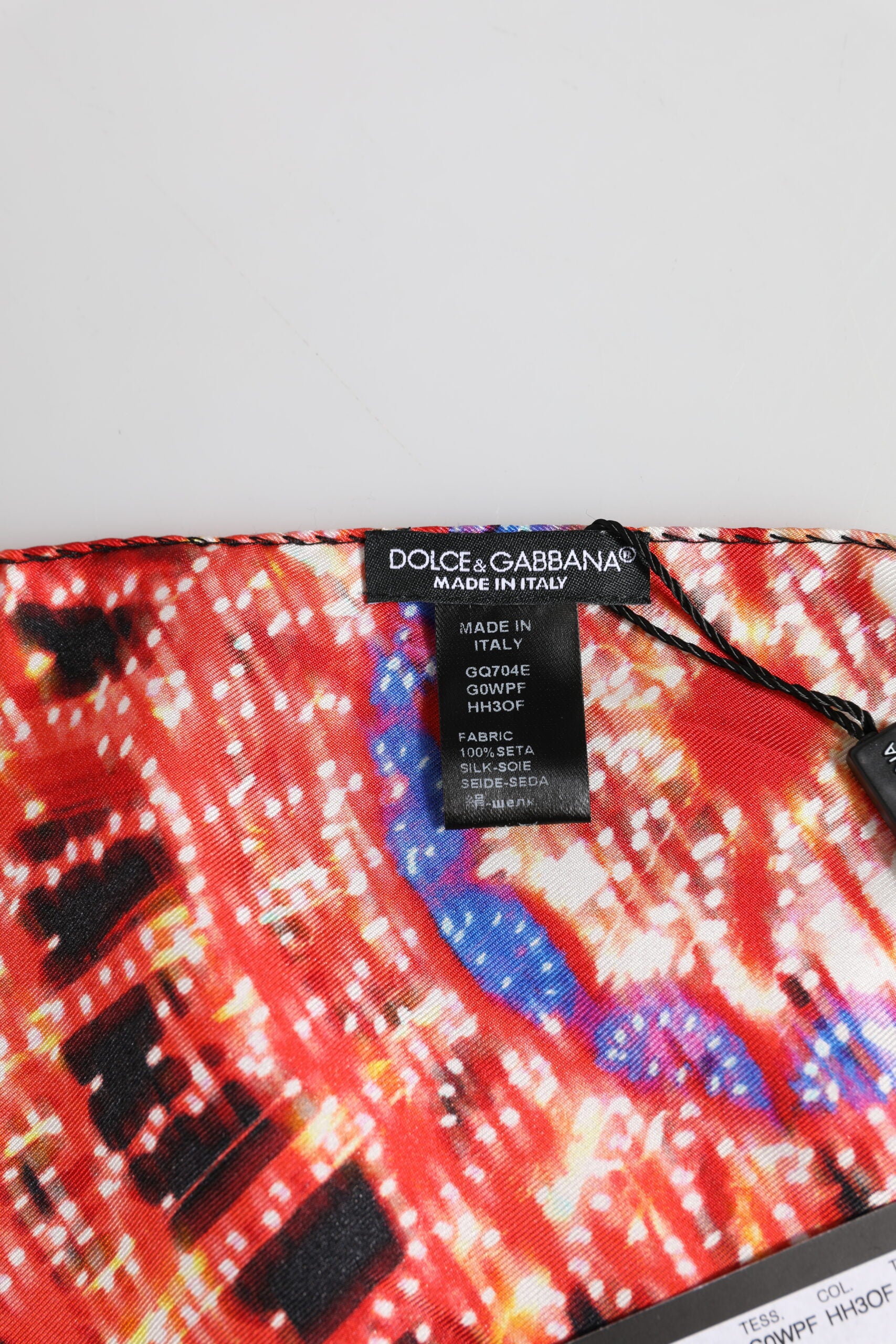 Dolce & Gabbana Schwarzer Multicolor Print Quadratischer Foulard-Schal