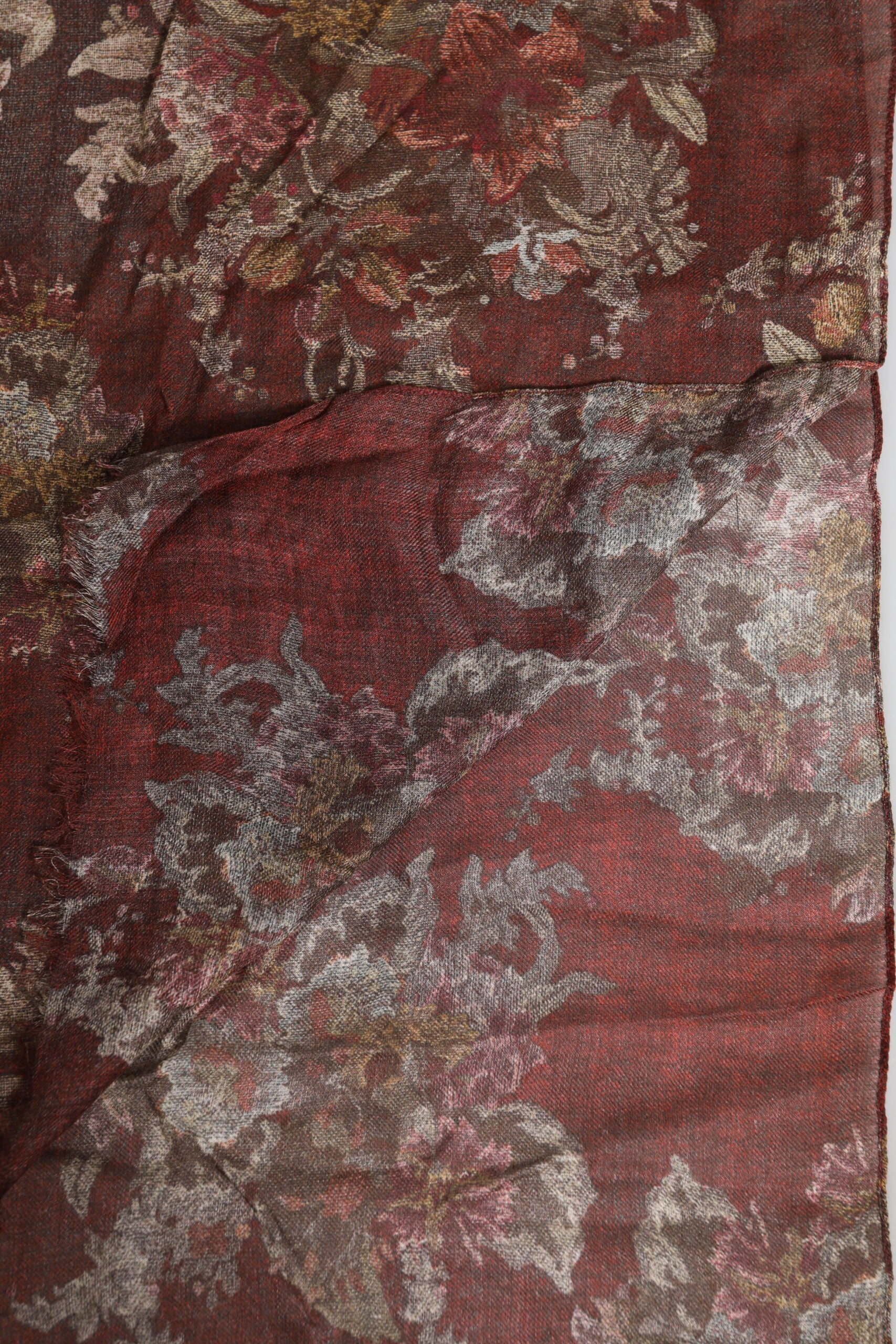 Dolce & Gabbana Maroon Floral Halswärmer Foulard-Schal