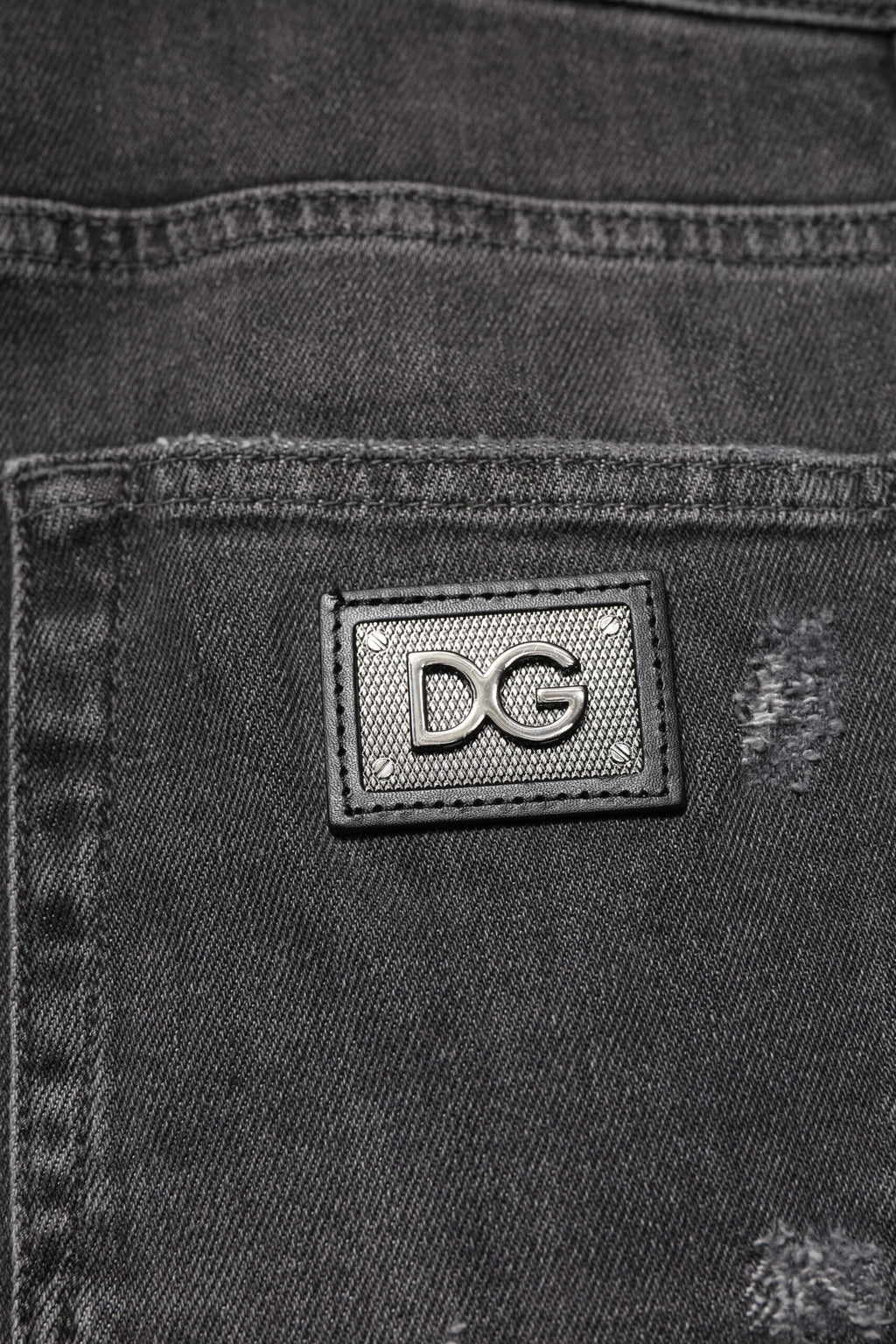 Dolce & Gabbana Schwarze gewaschene zerfledderte Slim Fit Denim Jeans