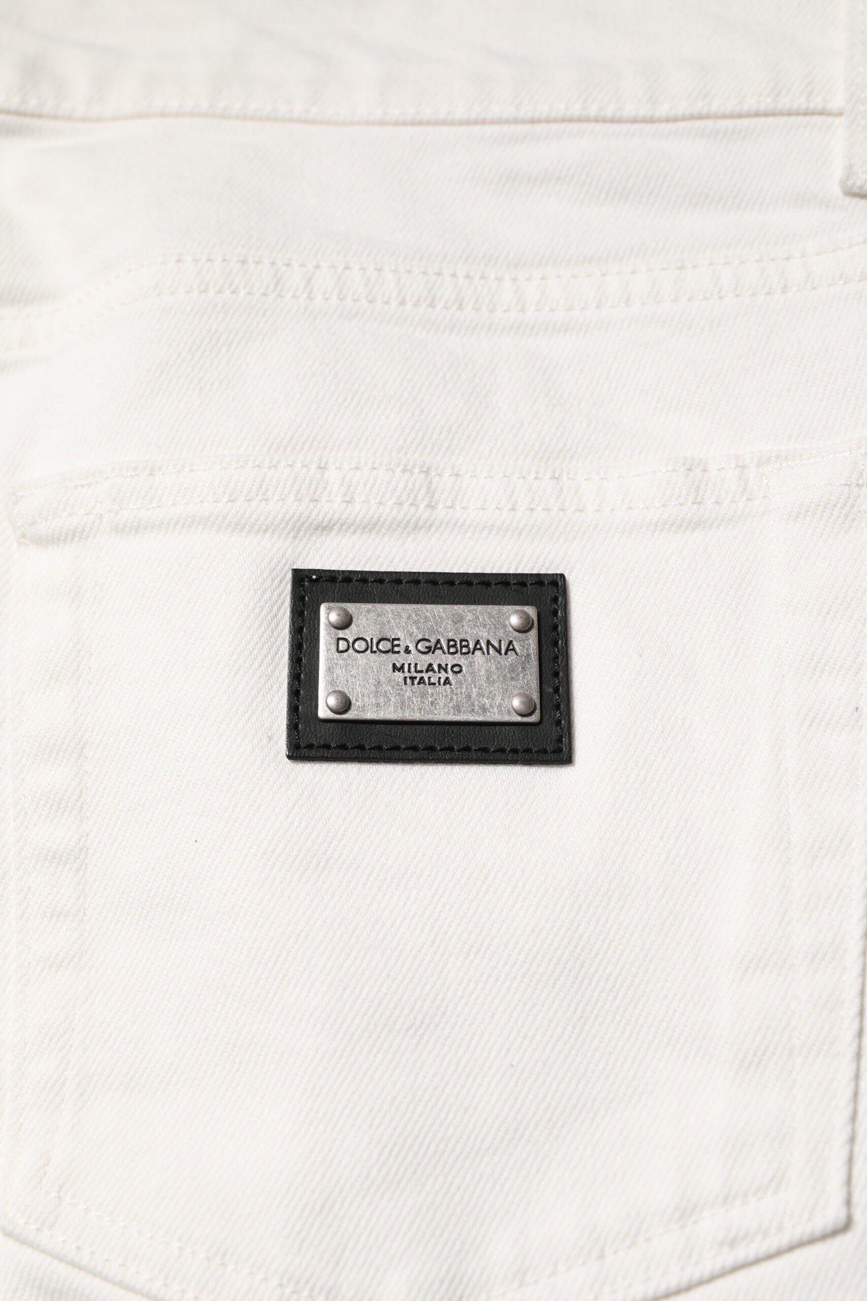Dolce & Gabbana Weiße Logo-Plakette aus Baumwolle Slim Fit Denim Jeans