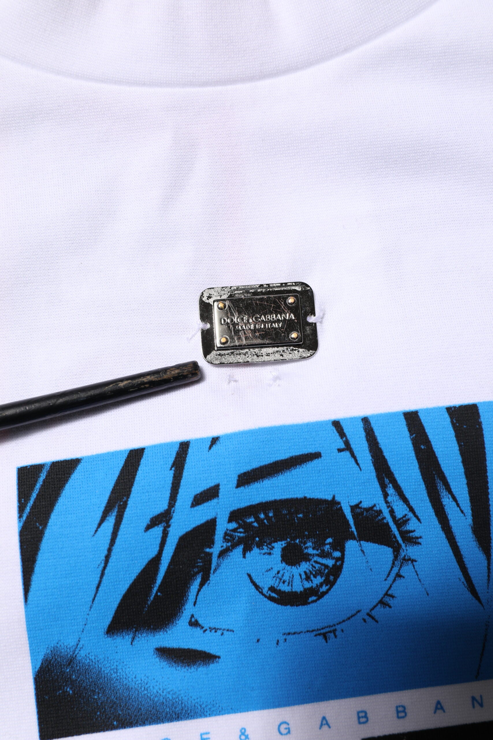 Dolce & Gabbana Weißes T-Shirt mit Rundhalsausschnitt aus Baumwolle und Grafikdruck