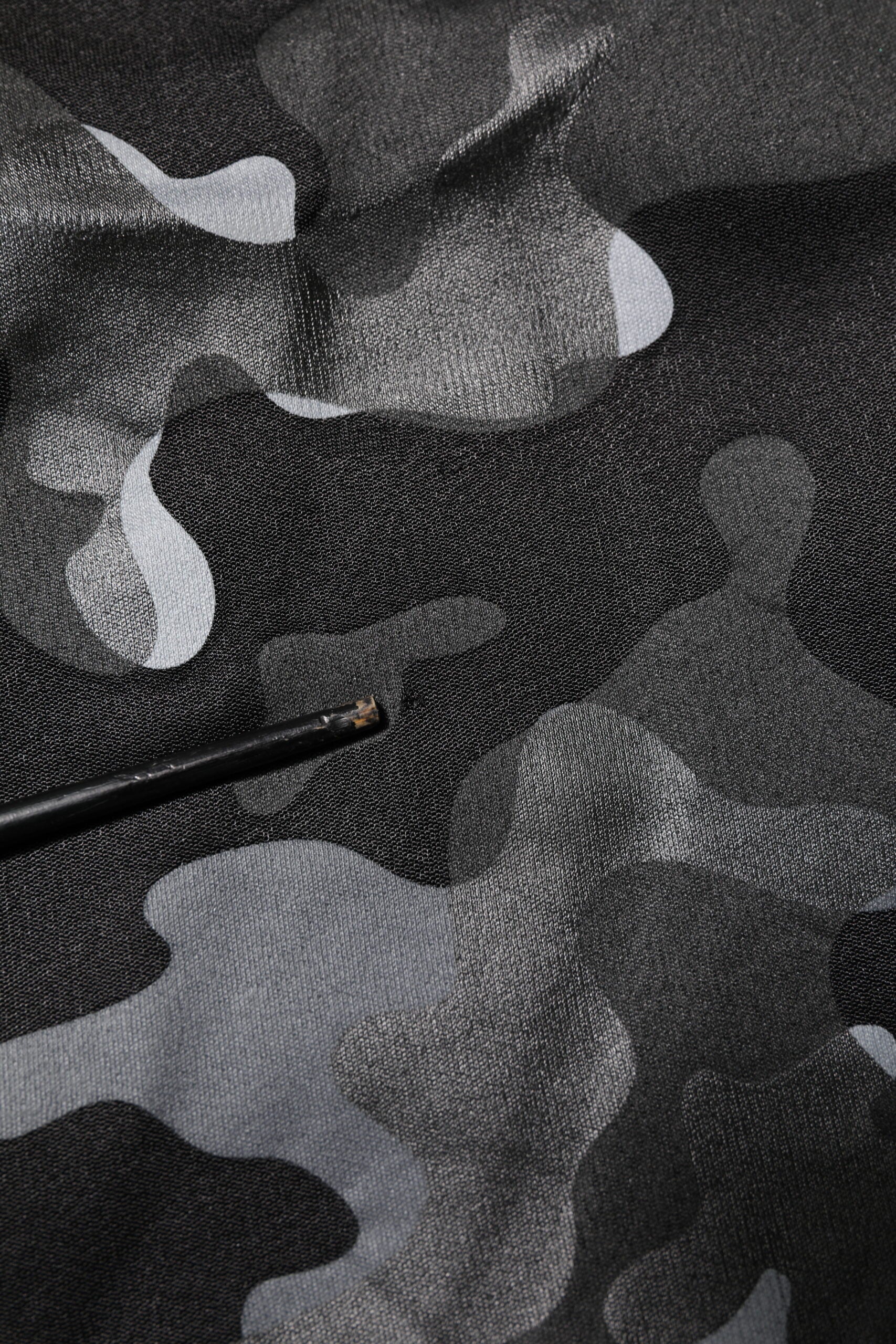 Dolce & Gabbana Schwarzer Camouflage-Pullover Sweatshirt Pullover