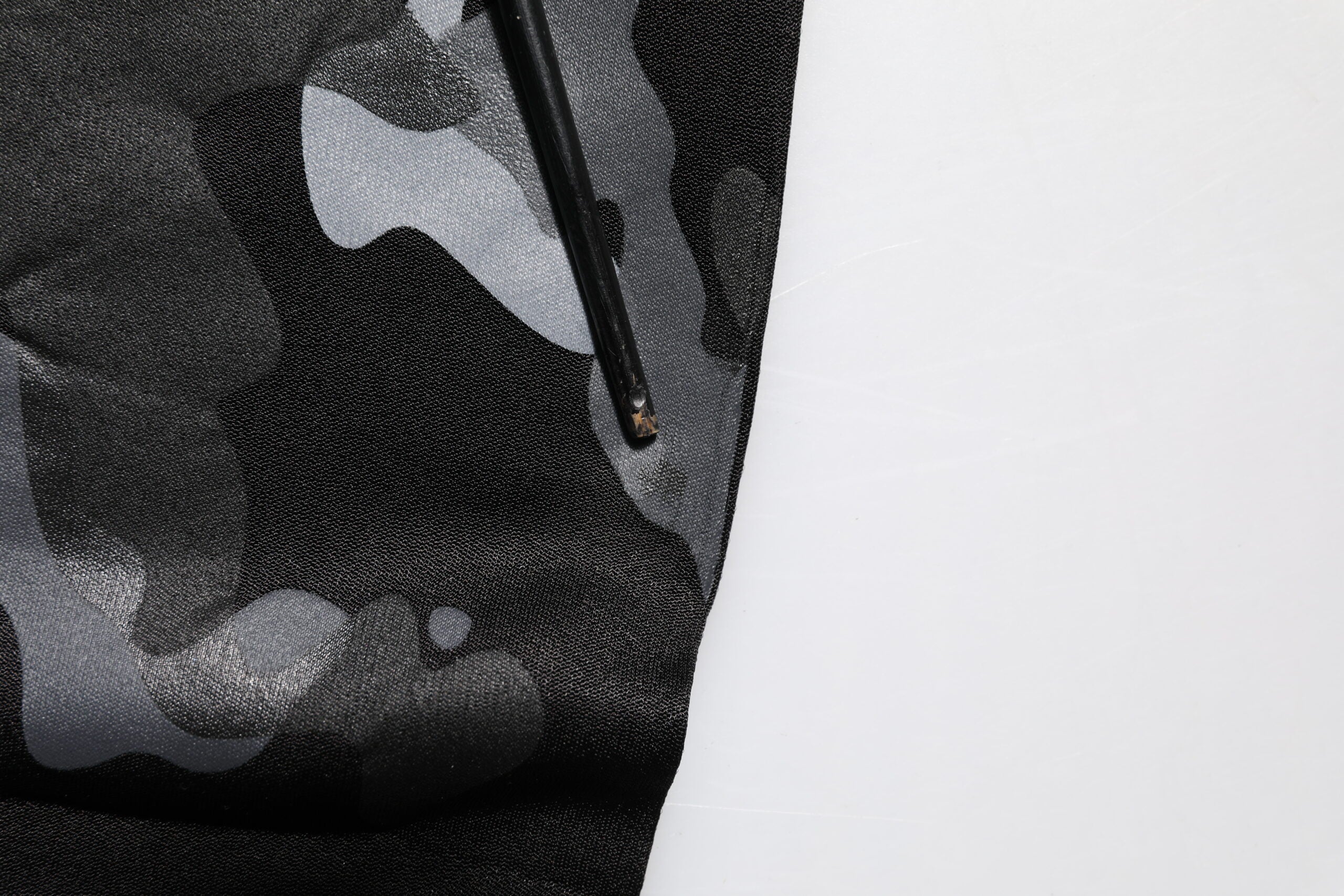 Dolce & Gabbana Schwarzer Camouflage-Pullover Sweatshirt Pullover