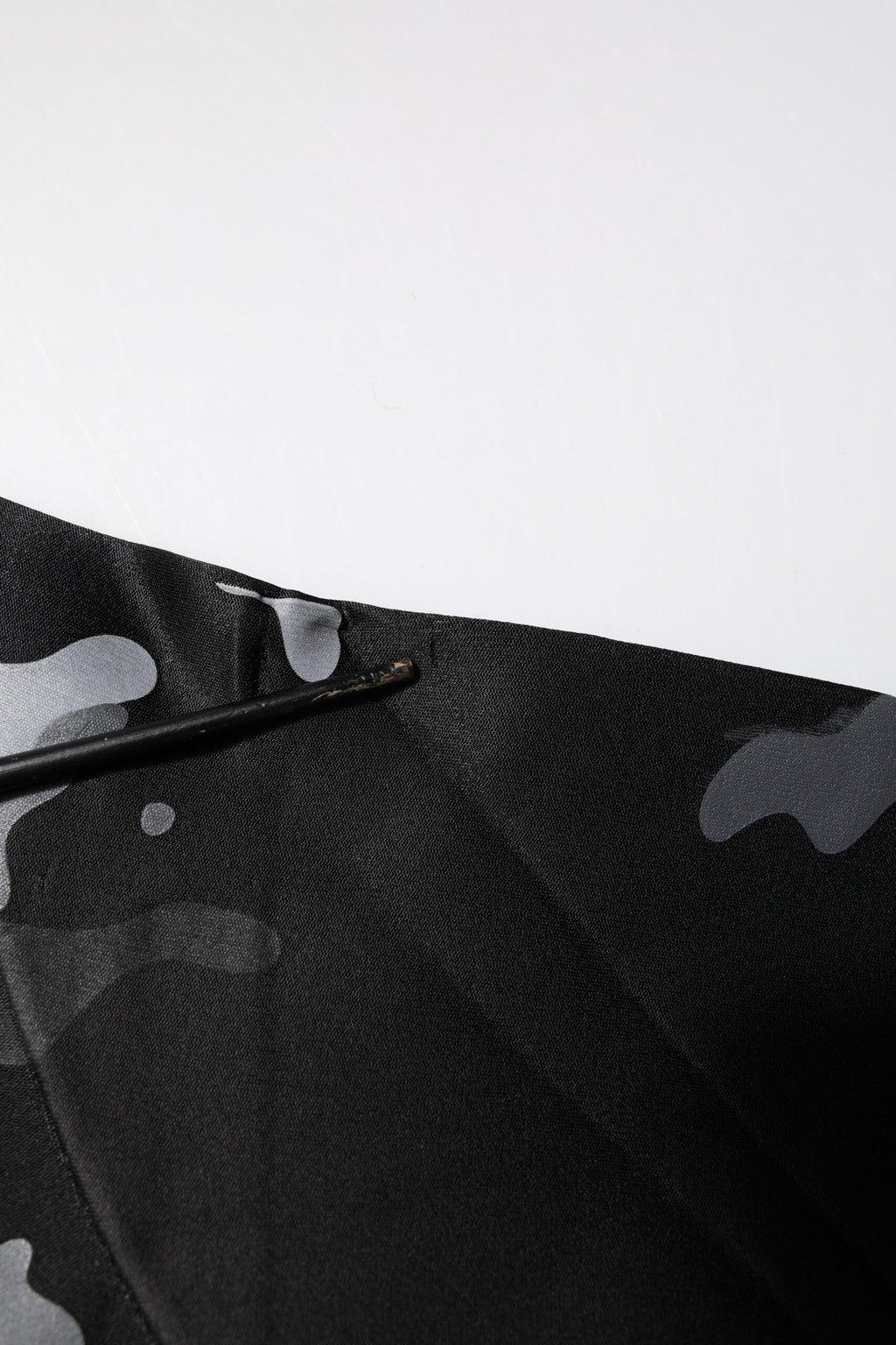 Dolce & Gabbana Schwarzer Camouflage-Pullover Sweatshirt Pullover