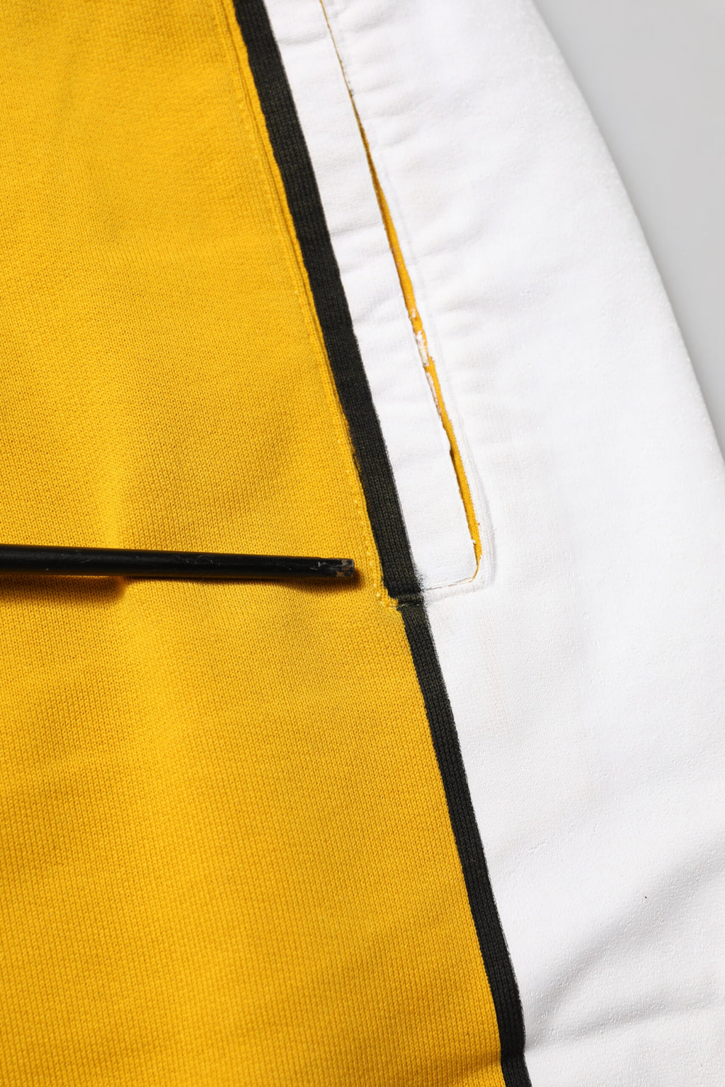 Dolce & Gabbana Gelbe Baumwoll-Sweatpant-Jogger-Hose