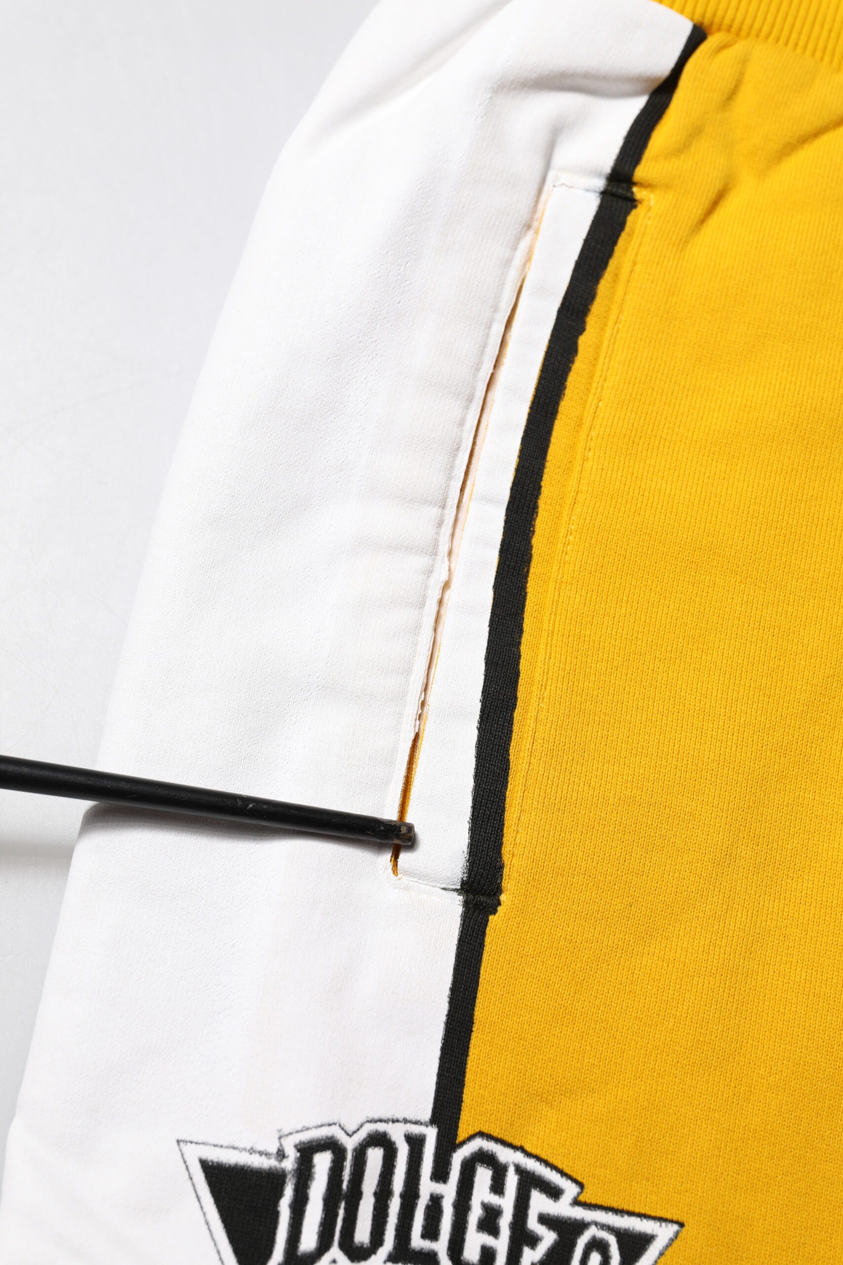 Dolce & Gabbana Gelbe Baumwolle Casual Sweatpants Jogger Pants