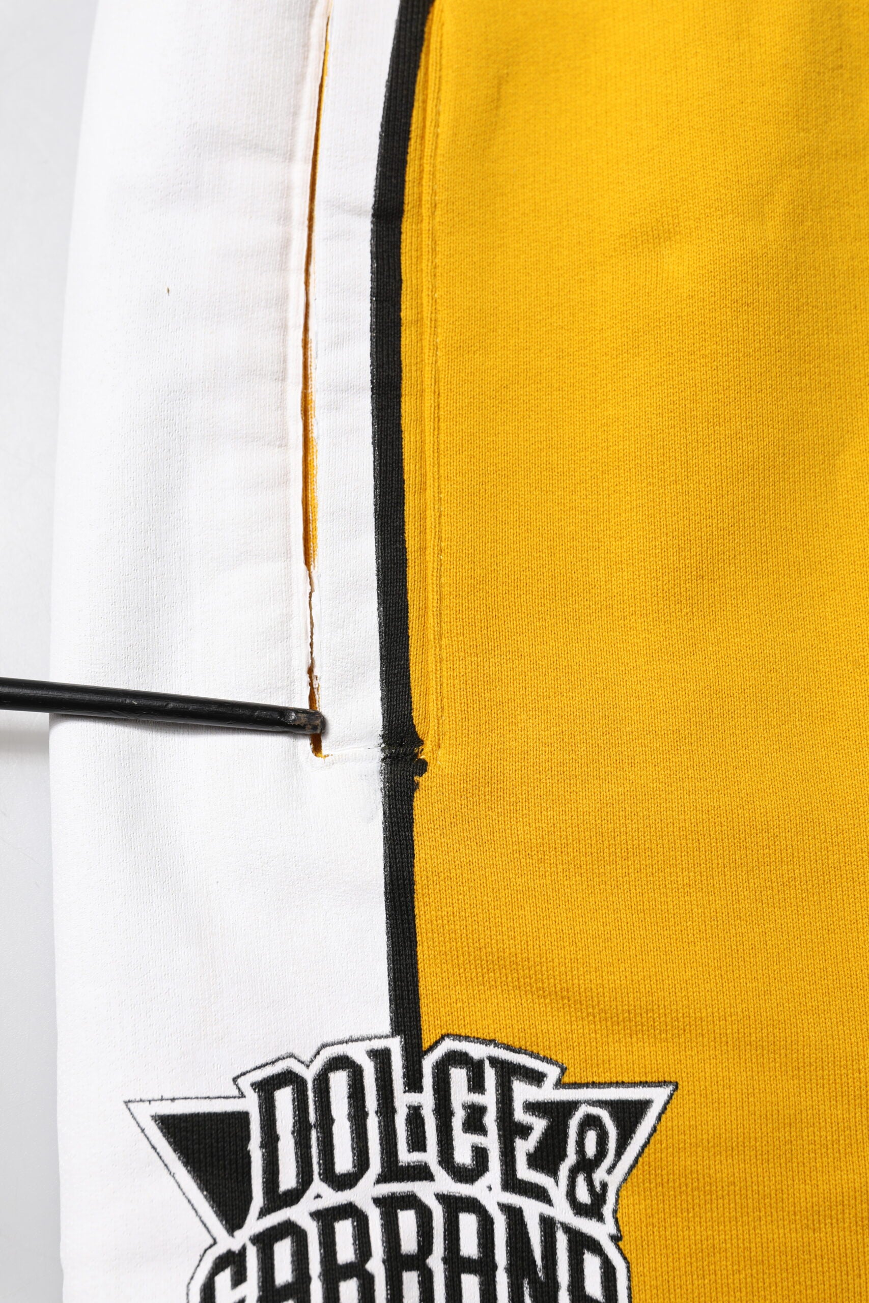 Dolce & Gabbana Gelbe Sweatpants aus 100% Baumwolle Jogginghose