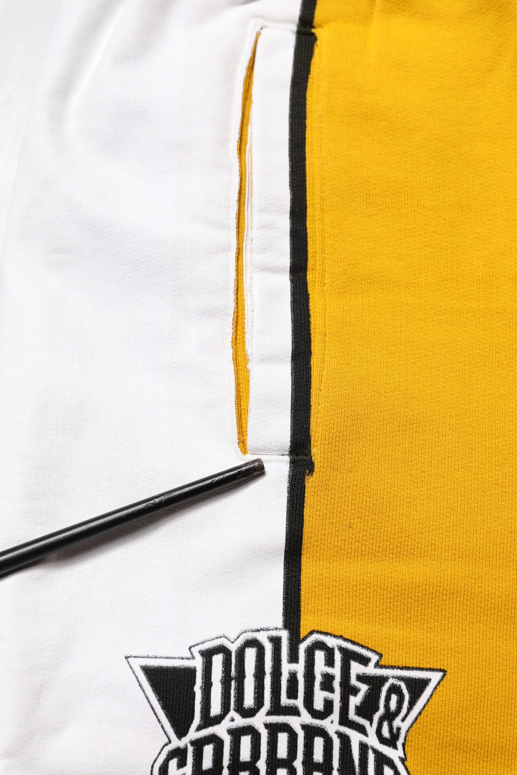 Dolce & Gabbana Gelbe Baumwoll-Jogger-Skinny-Sweatpants-Hose