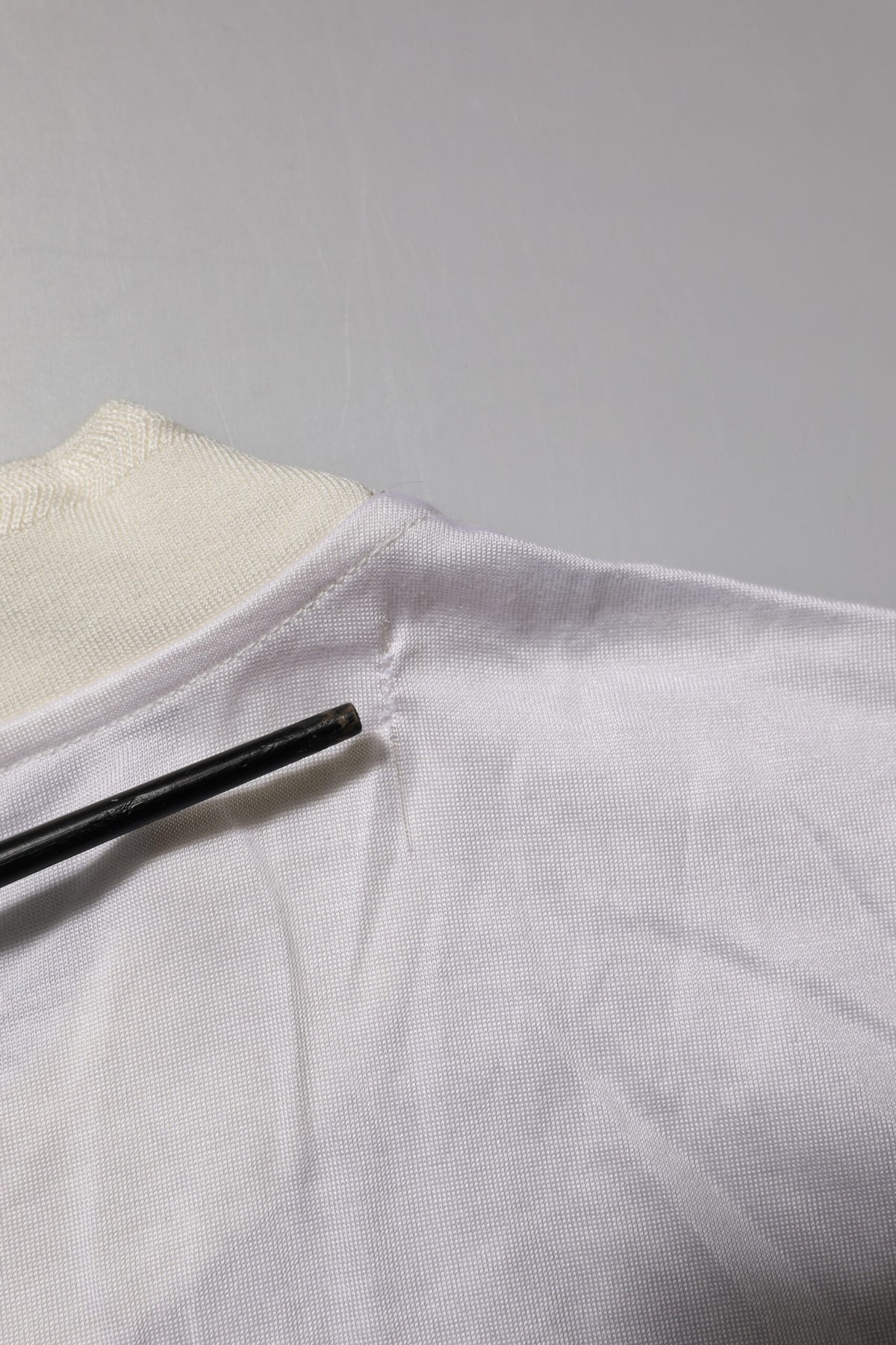 Dolce & Gabbana Wit Zijden T-shirt met Ronde Hals en Lange Mouwen