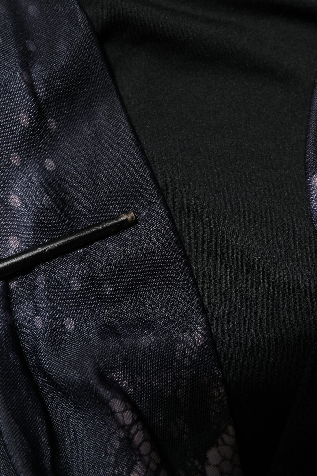 Roberto Cavalli Schwarzes geblümtes Viskose-Midikleid