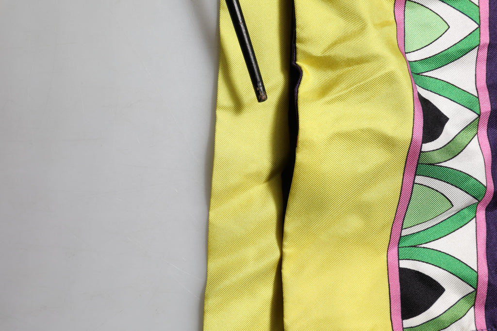 Dolce & Gabbana Blauer Seidenmantel mit Blumenmuster und langen Ärmeln zum Wickeln