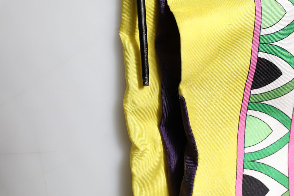 Dolce & Gabbana Blauer Seidenmantel mit Blumenmuster und langen Ärmeln zum Wickeln