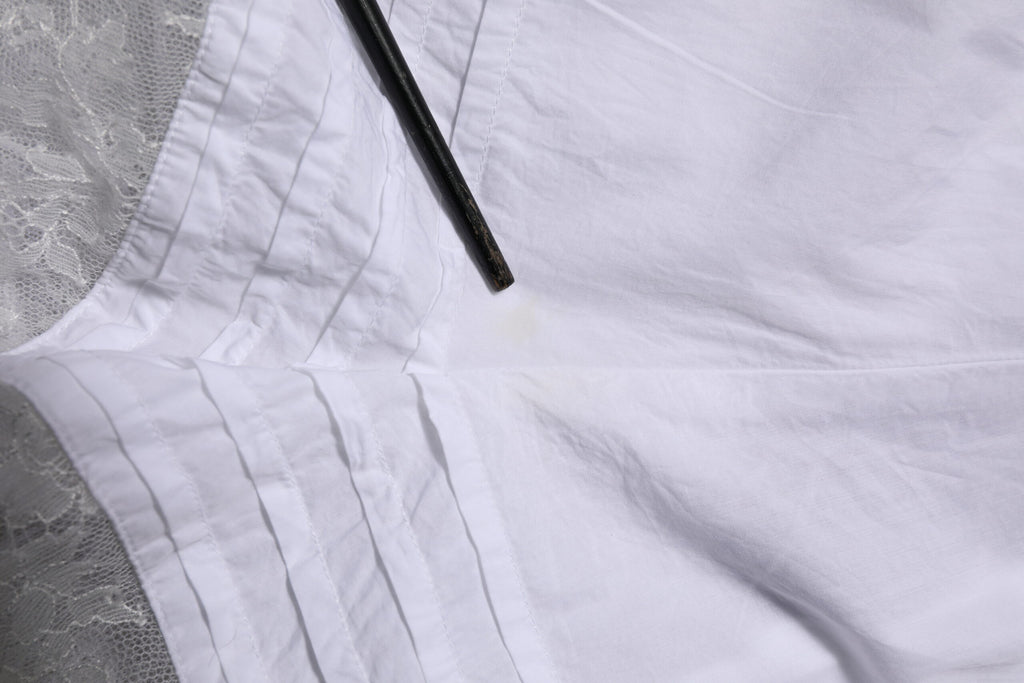 Dolce & Gabbana Weiße Shorts aus Baumwolle mit Spitzenbesatz und hoher Taille