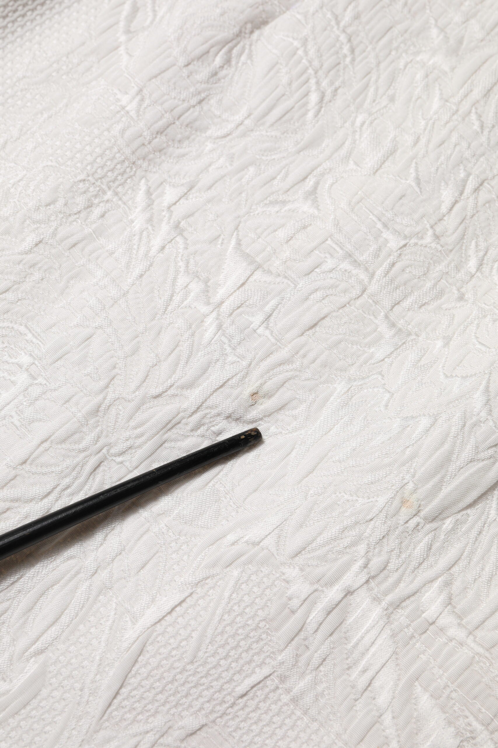 Dolce & Gabbana Weißer geblümter Brokatrock in A-Linie mit hoher Taille