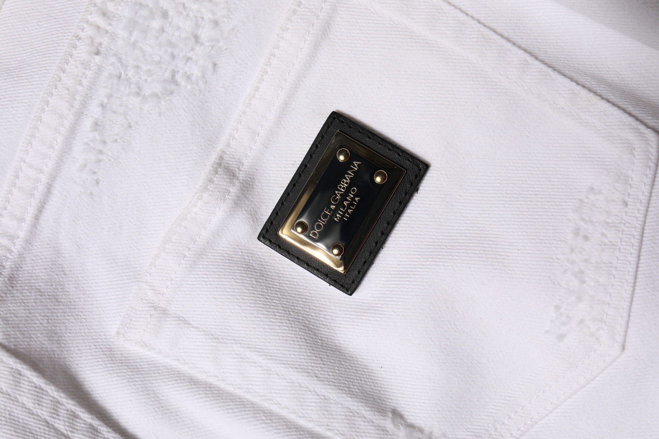 Dolce & Gabbana Weiße Denim-Jeans mit hoher Taille aus zerrissener Baumwolle