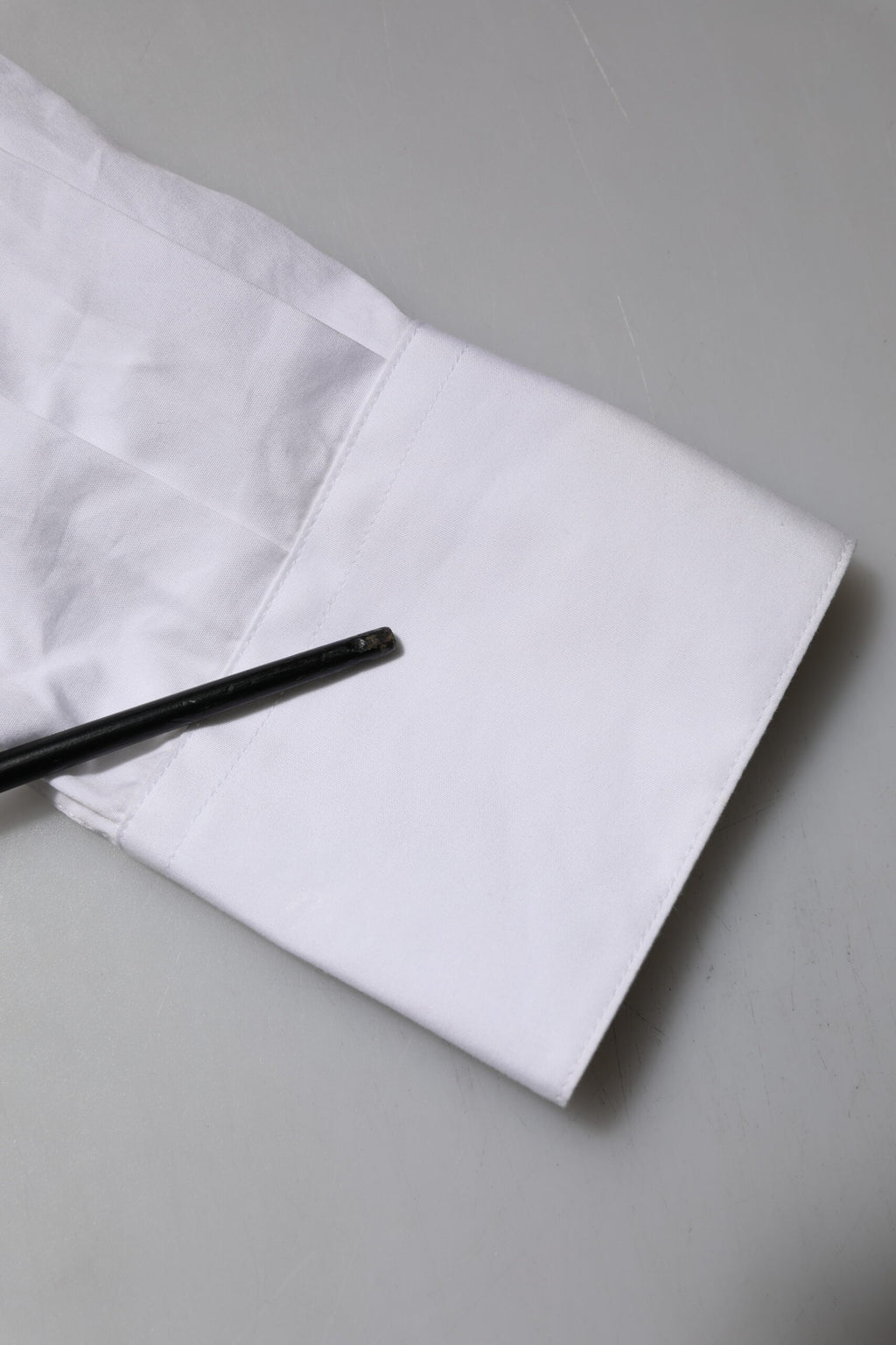 Dolce & Gabbana Weißes kristallverziertes Hemd mit Kragen