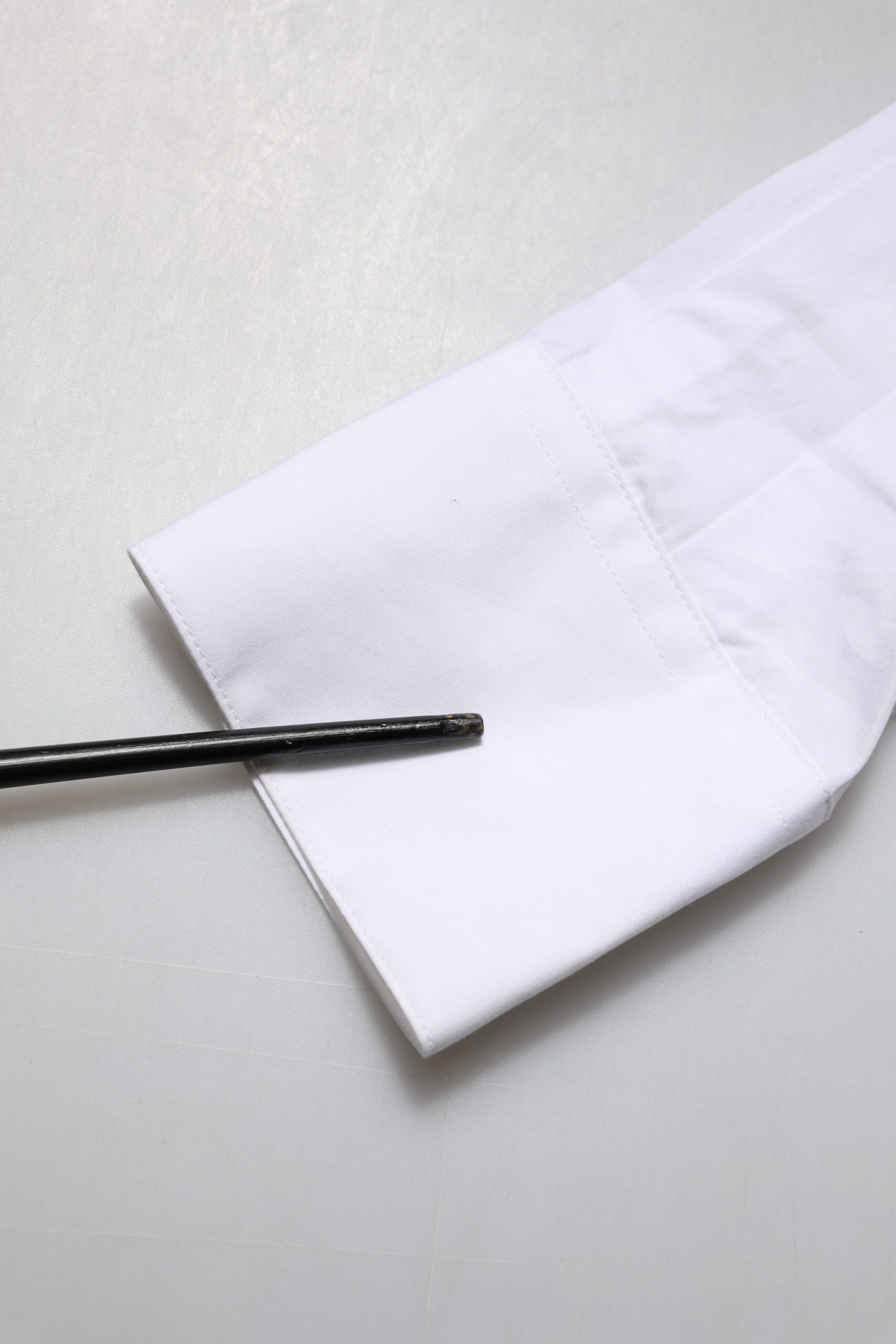 Dolce & Gabbana Weißes kristallverziertes Hemd mit Kragen