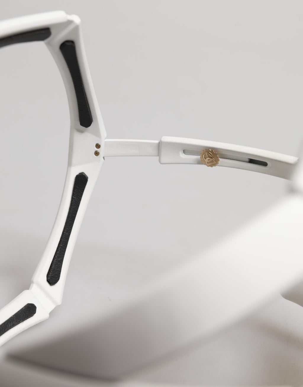 Dolce & Gabbana Weiße Acetatmaske der nächsten Generation Eyewear-Sonnenbrille