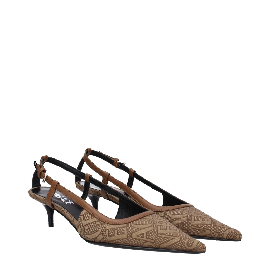 Versace Beigefarbene Stoffpumps mit mittlerem Absatz
