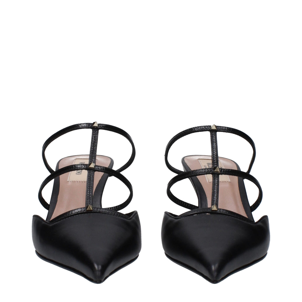Valentino Garavani Flache Sandalen aus schwarzem Leder