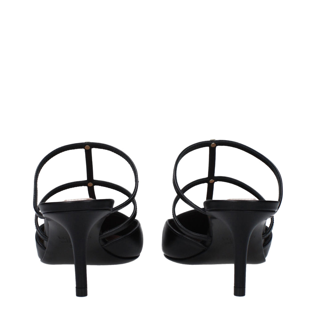 Valentino Garavani Flache Sandalen aus schwarzem Leder