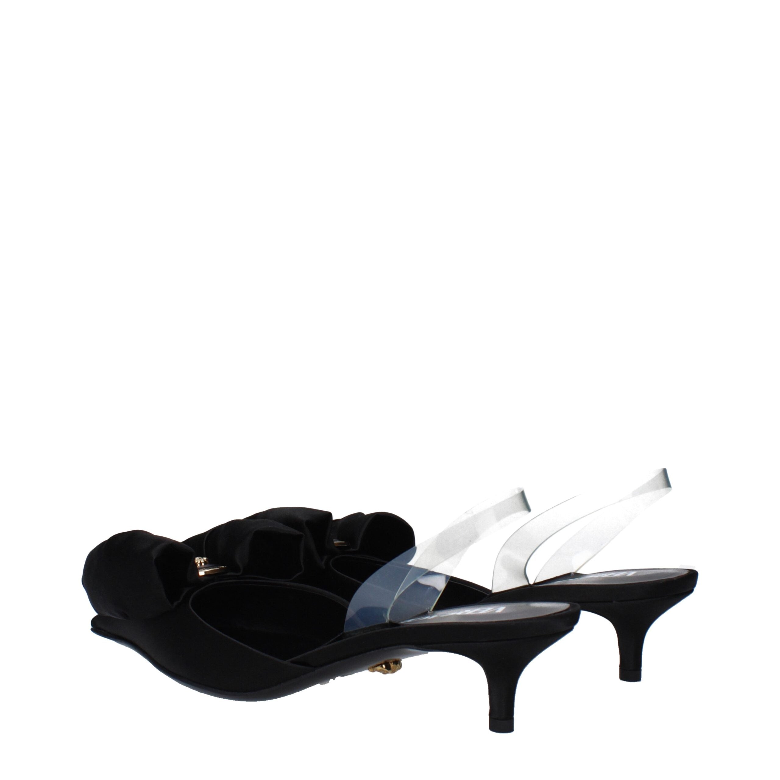 Versace Flache Sandalen aus schwarzem Satin
