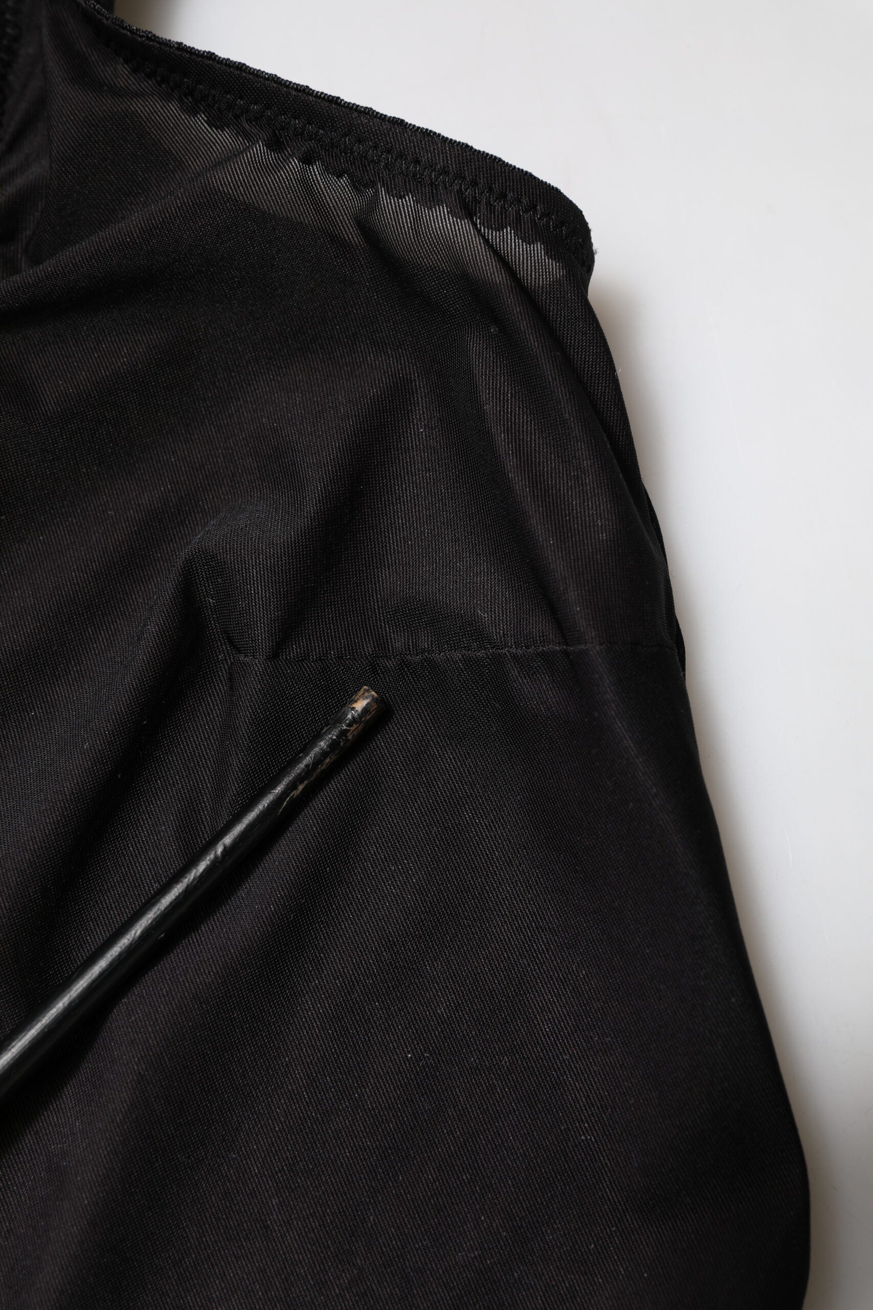 Dolce & Gabbana Schwarzes ärmelloses Nylon-Tank-Top mit Rundhalsausschnitt