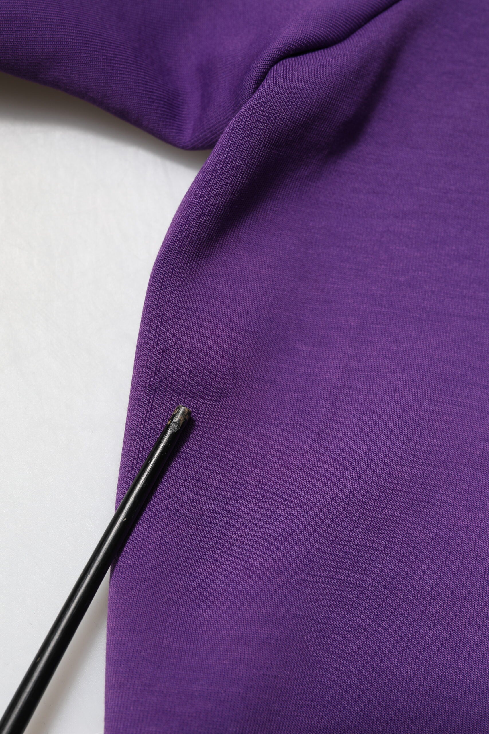 Dolce & Gabbana Langärmeliges Top aus Baumwolle mit lila Blumendruck