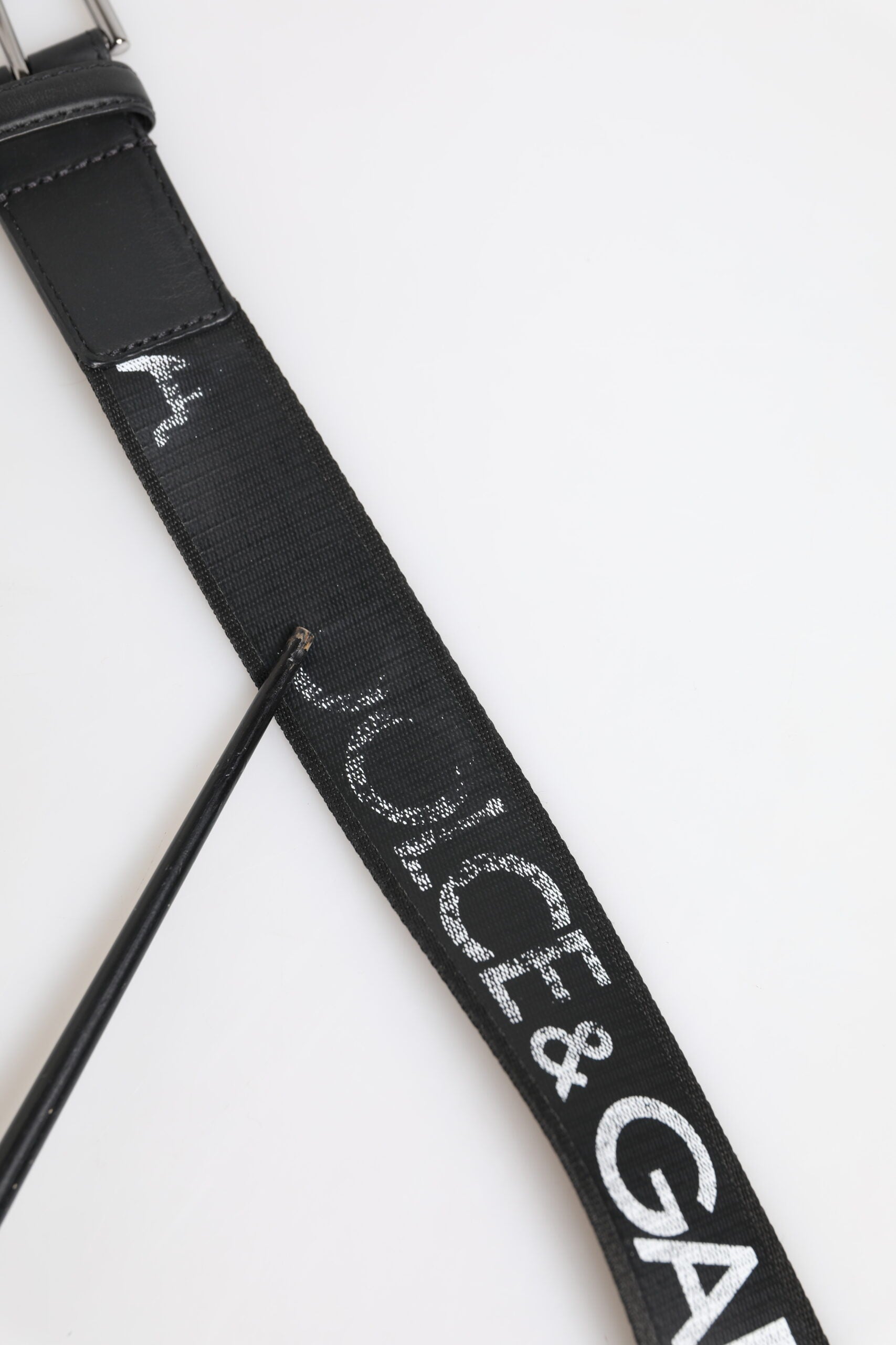 Dolce & Gabbana Schwarzer Polyester-Leder-Gürtel mit Metallschnalle