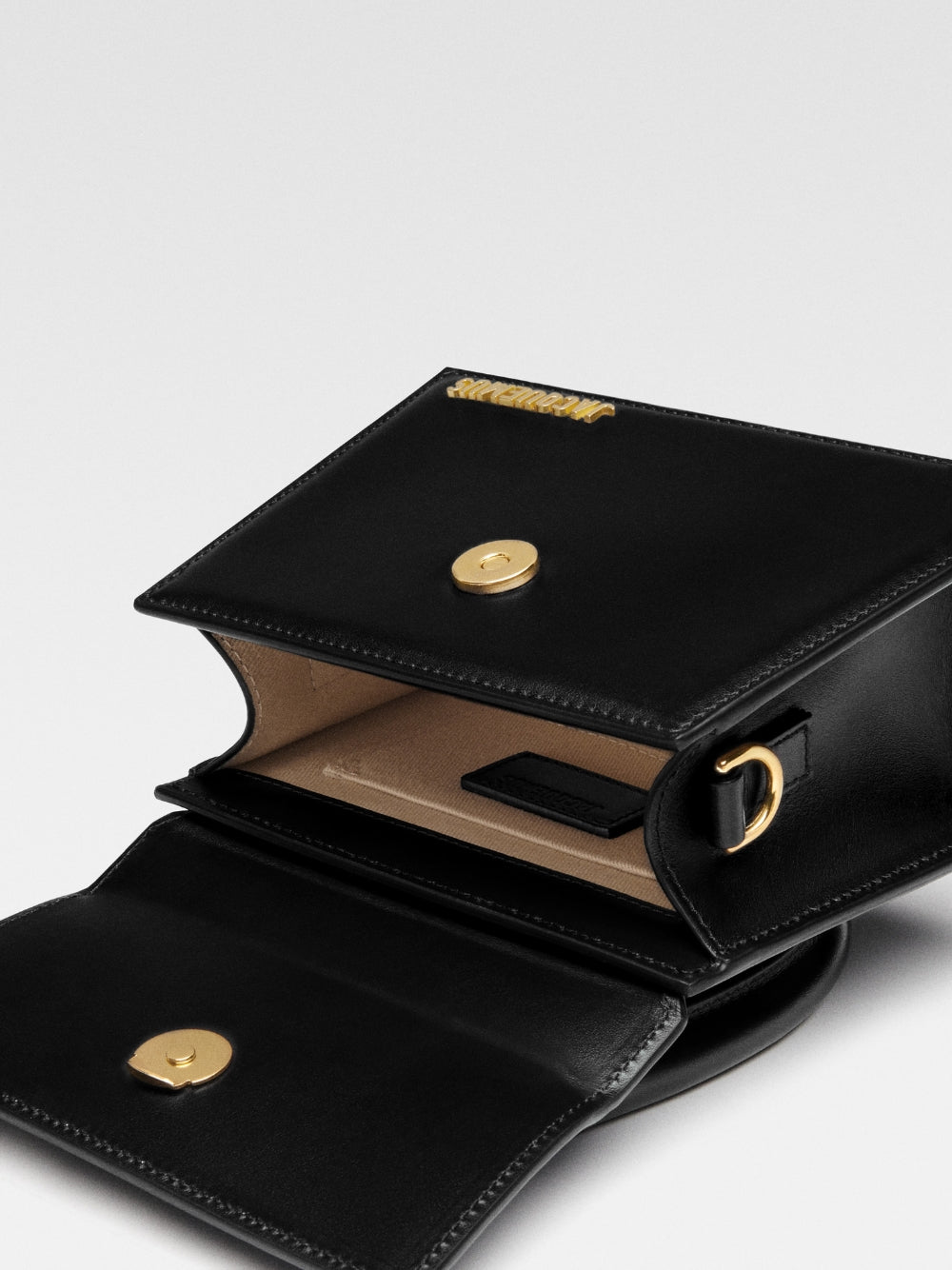 Jacquemus Le Chiquito Moyen Schwarze Tasche