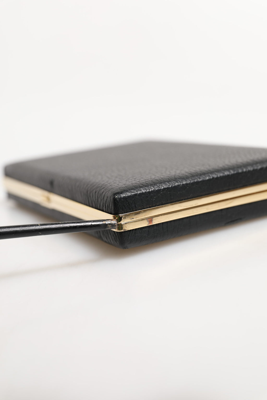 Dolce & Gabbana Schwarz Leder Gold Rahmen Kupplung Abend Party Handtasche