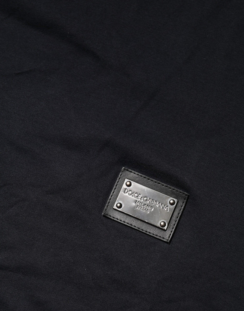 Dolce & Gabbana Dunkelblaues T-Shirt mit Logo-Plakette aus Baumwolle mit Rundhalsausschnitt