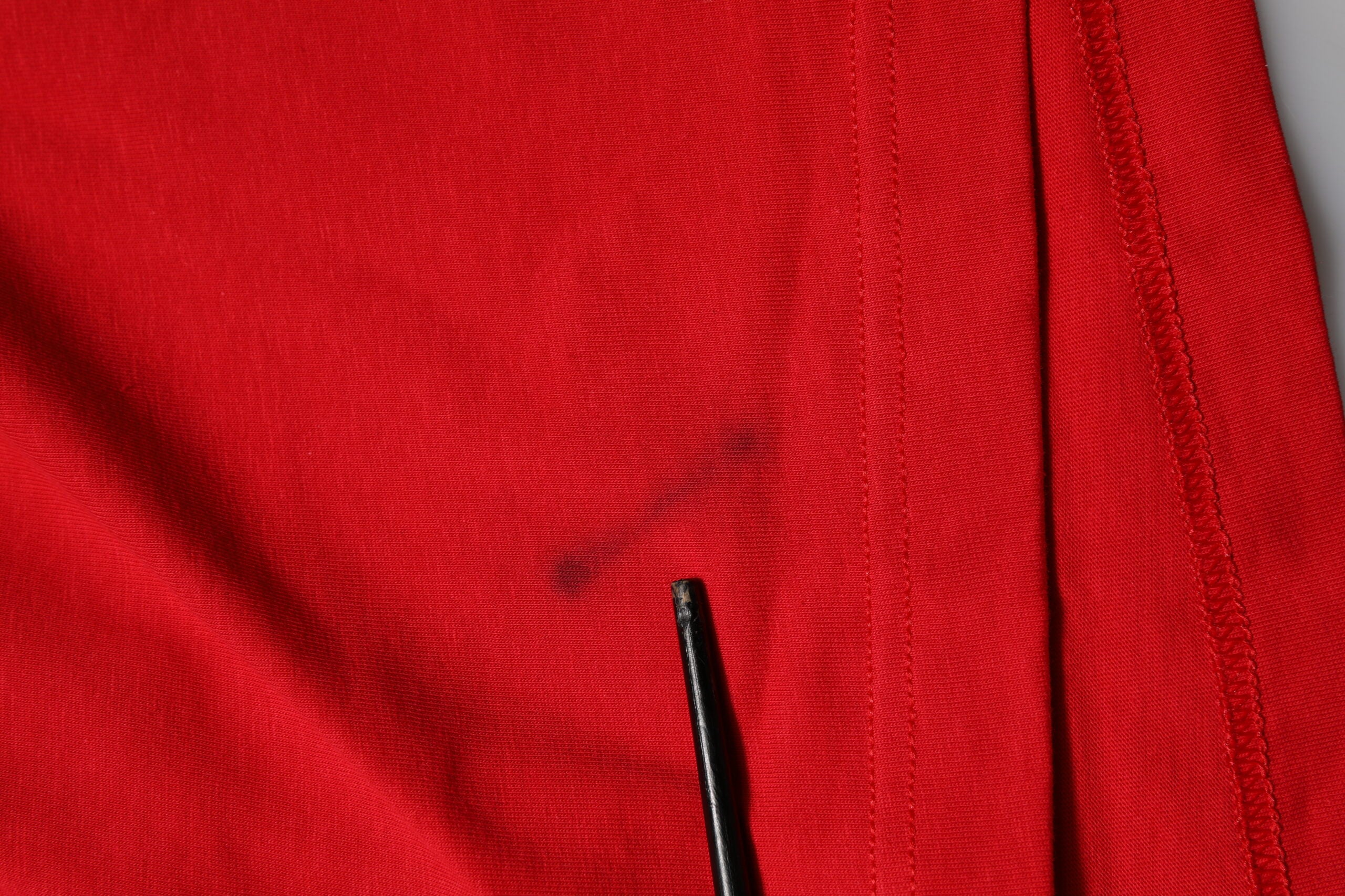 Dolce & Gabbana Rotes Baumwoll-T-Shirt mit kurzen Ärmeln und Rundhalsausschnitt