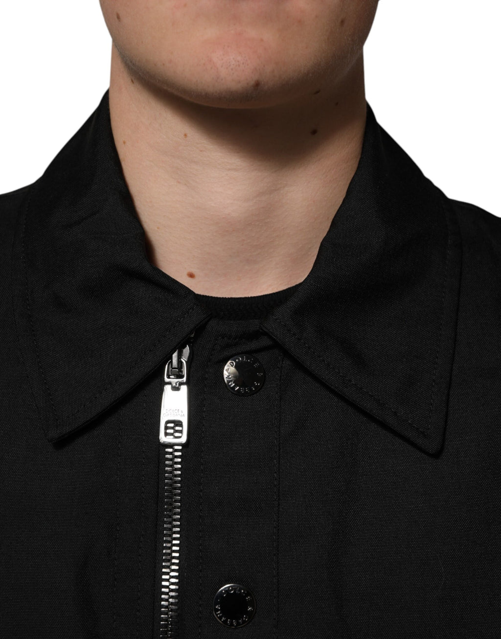 Dolce & Gabbana Schwarze Bomberjacke mit aufgesetzter Tasche und durchgehendem Reißverschluss